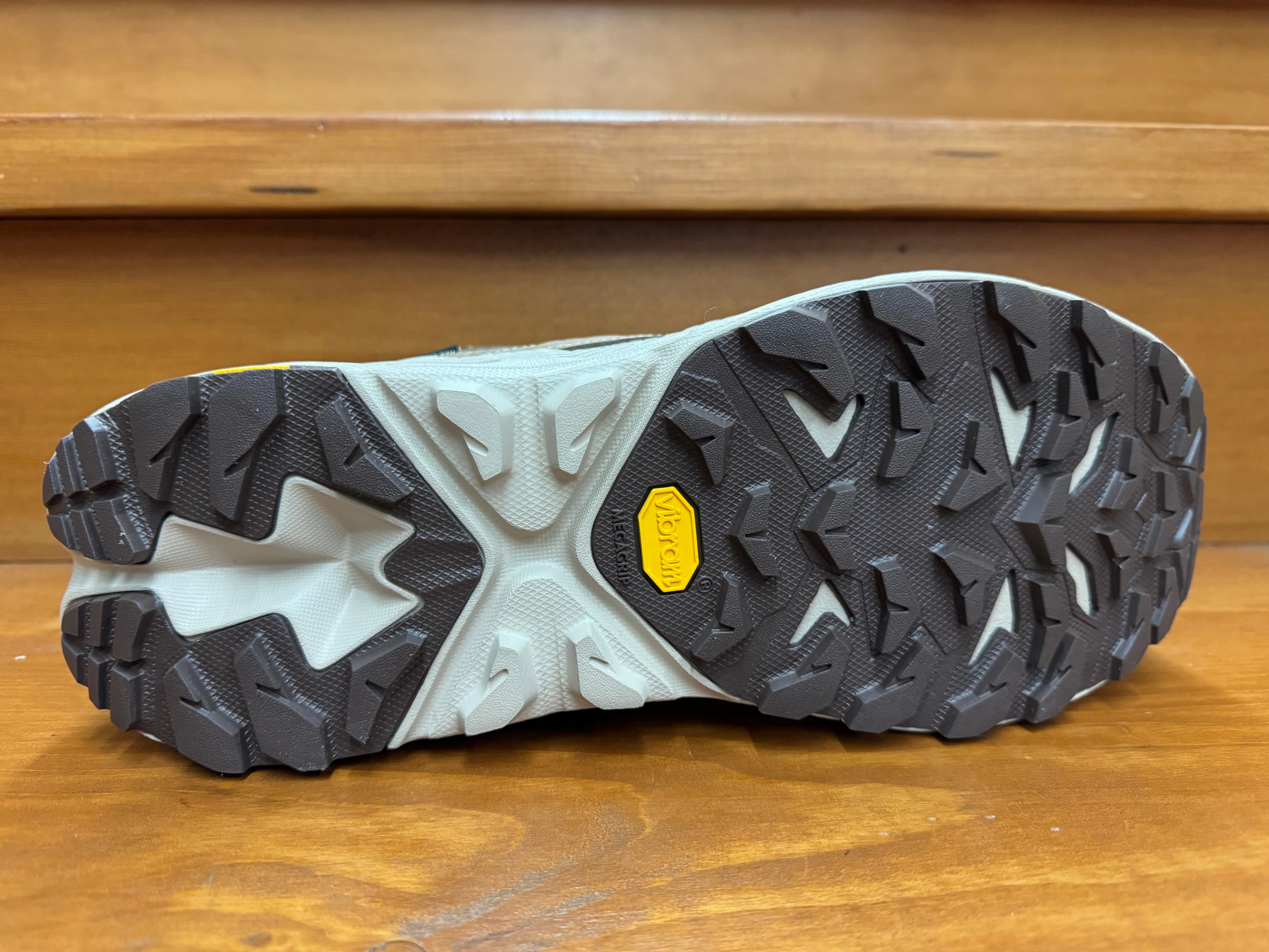 Hoka Anacapa 2 Mid GTX Dune/Oxford Tan 1141633F-DOTN & 1155251F-DOTN Calm Jog Runway Pop