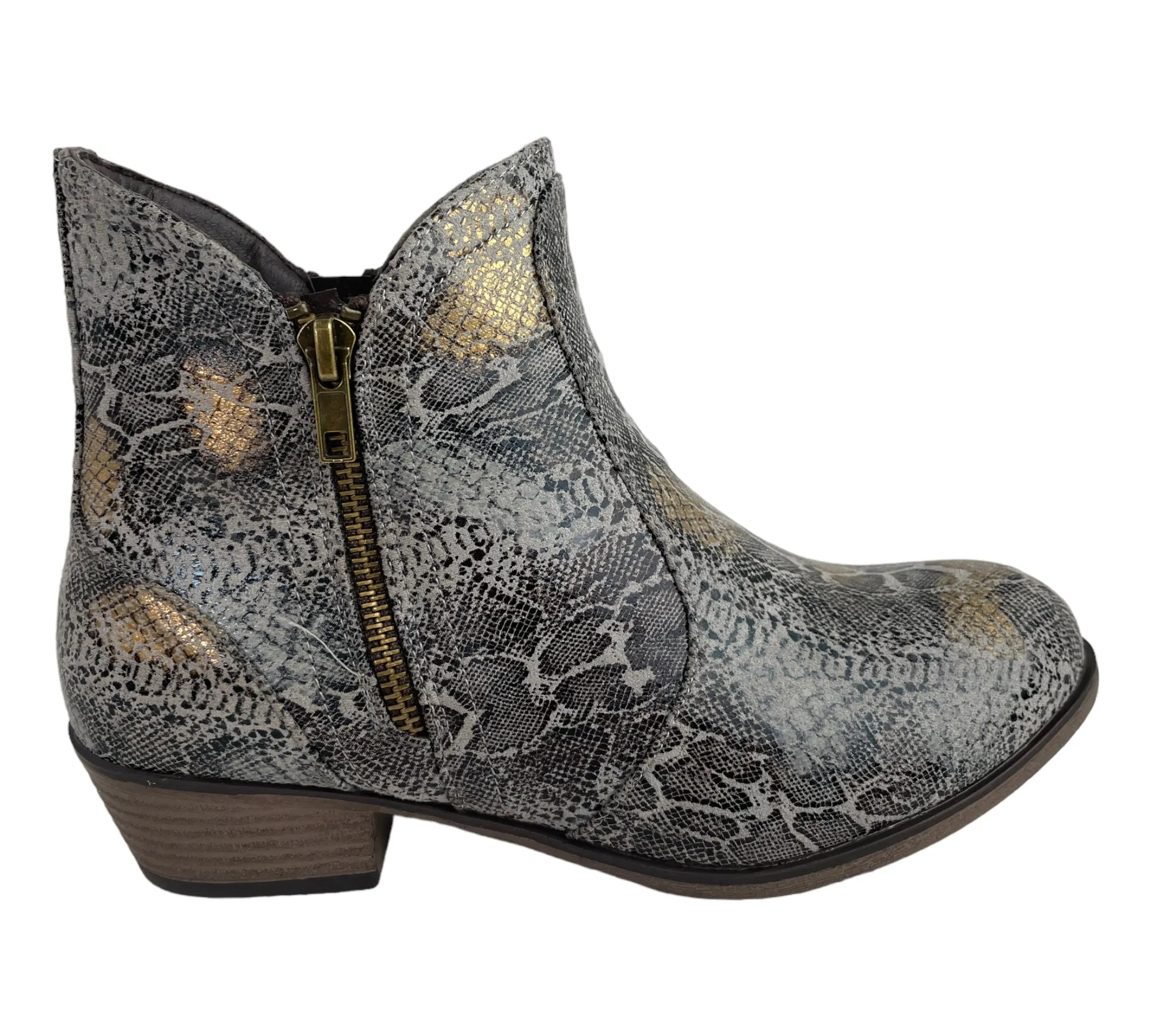 Pierre Dumas Kenzie Boots in Brown Comb Adidas X_plrphase Shoes