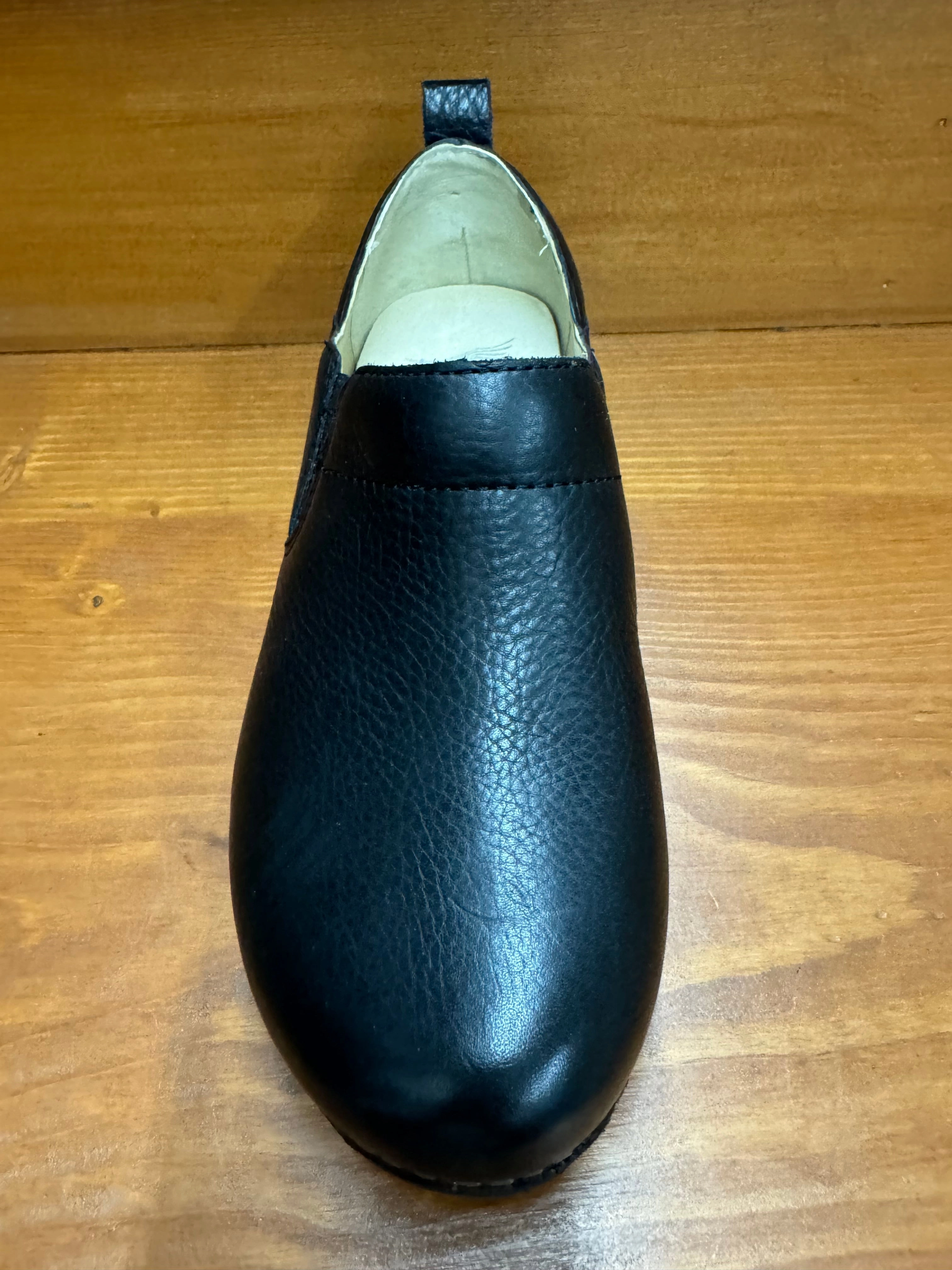 Dansko Meara Black Waxy Urban Move Pro