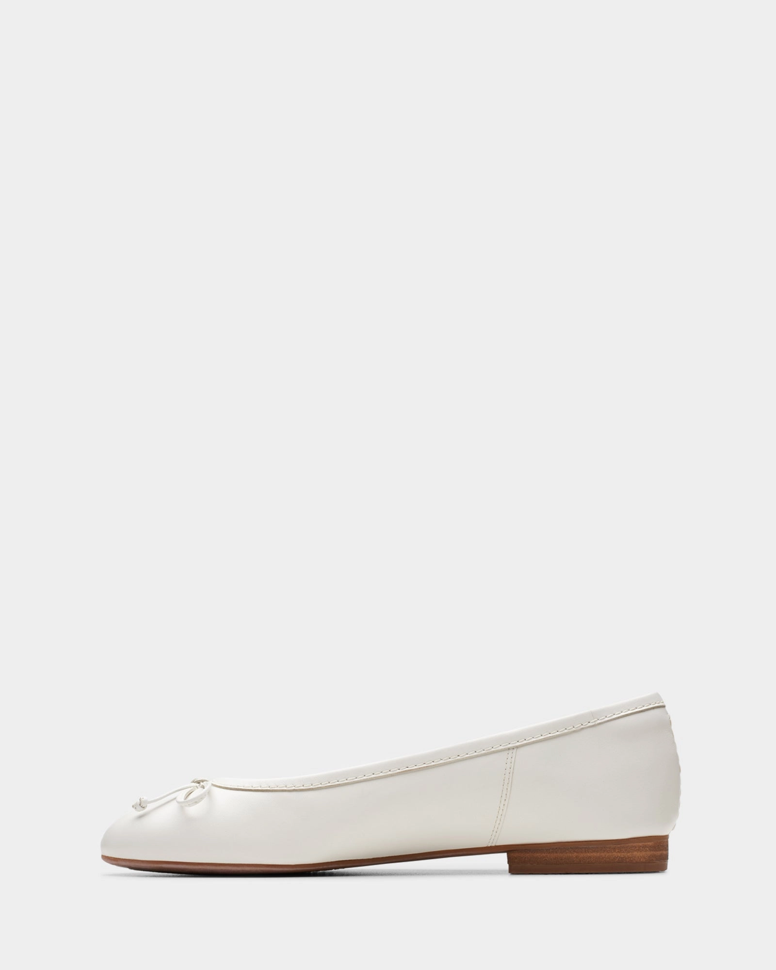 Fawna Lily White Leather Soft Leather Tunnel Trek