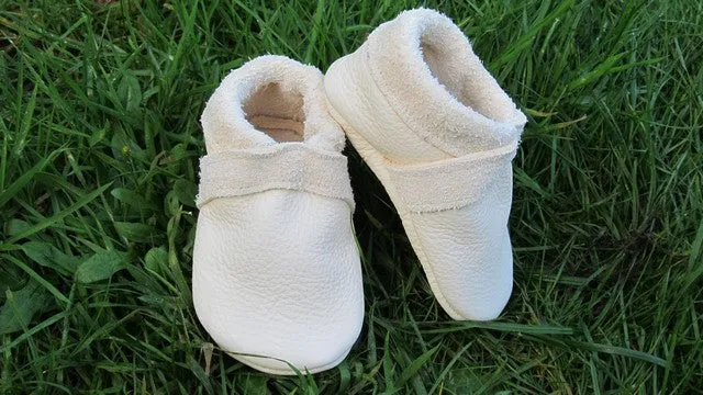 Unicolour - Simply Beautiful ASICS Shoes Online