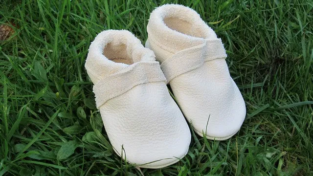 Asics Gt 2000 10 Running Shoes Reviews Unicolour - Simply Beautiful