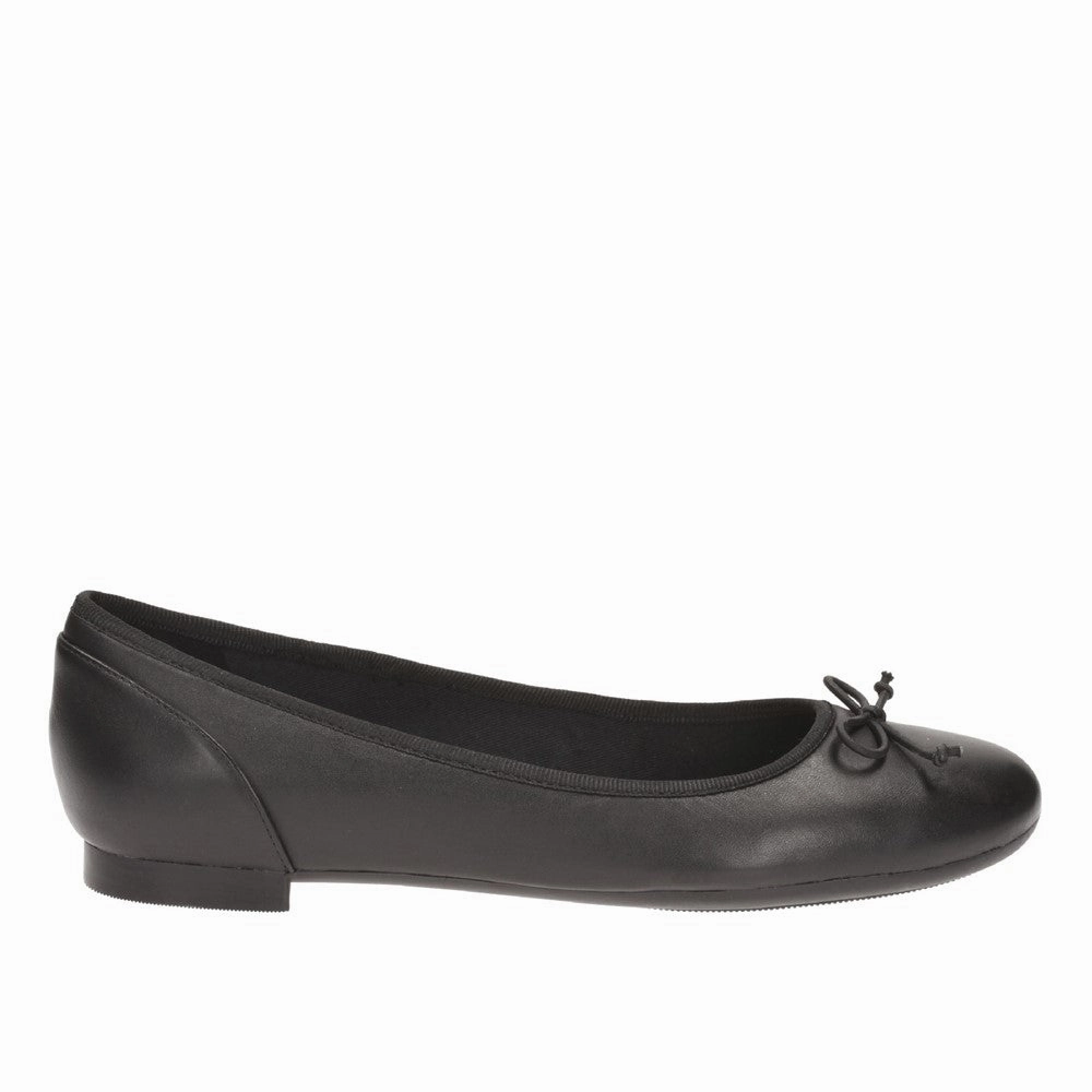 Clarks Couture Bloom Slip On Shoe Simple Build