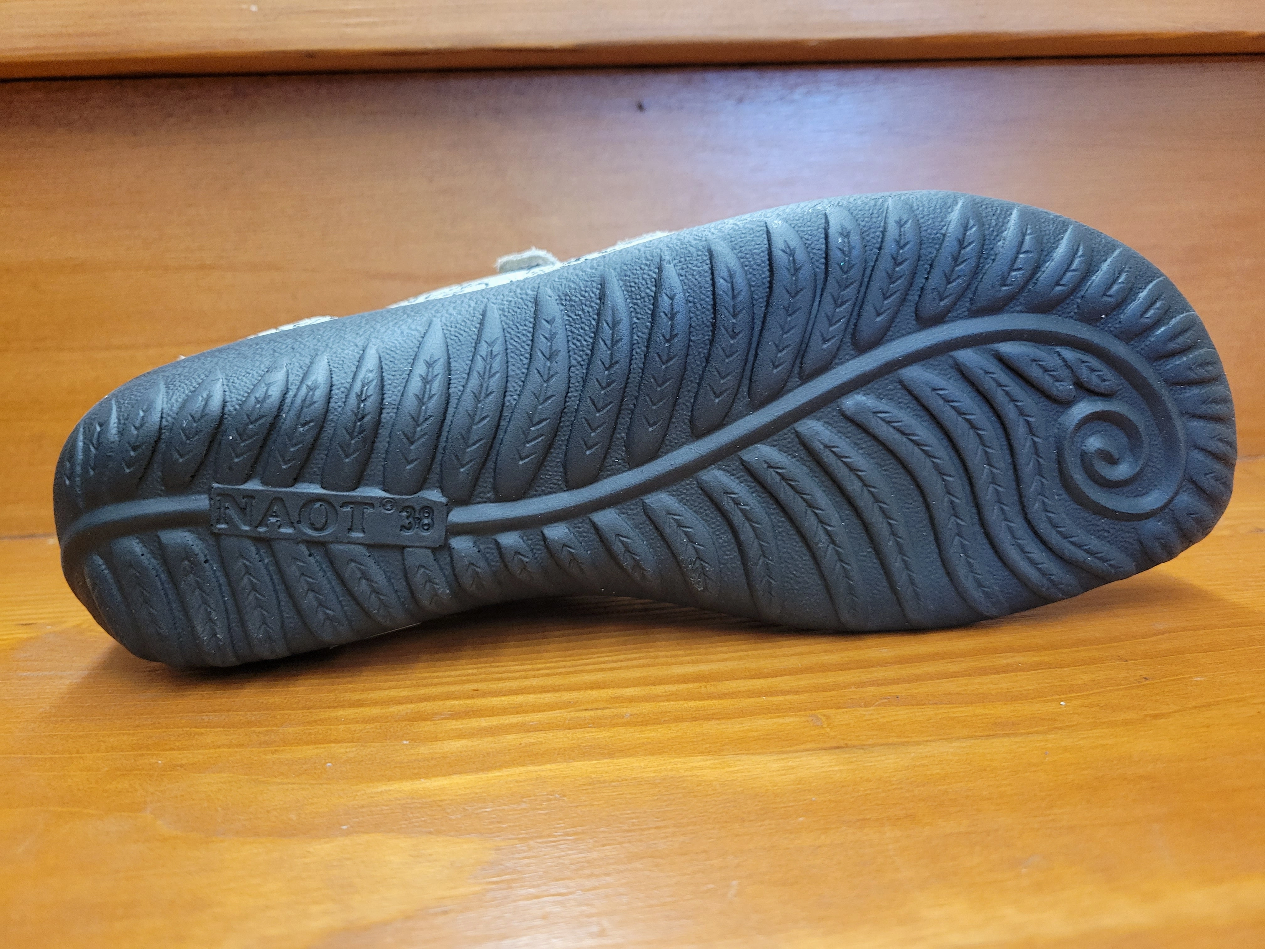 Cliff Path Naot Mihi Speckled Beige Leather 11023-H58