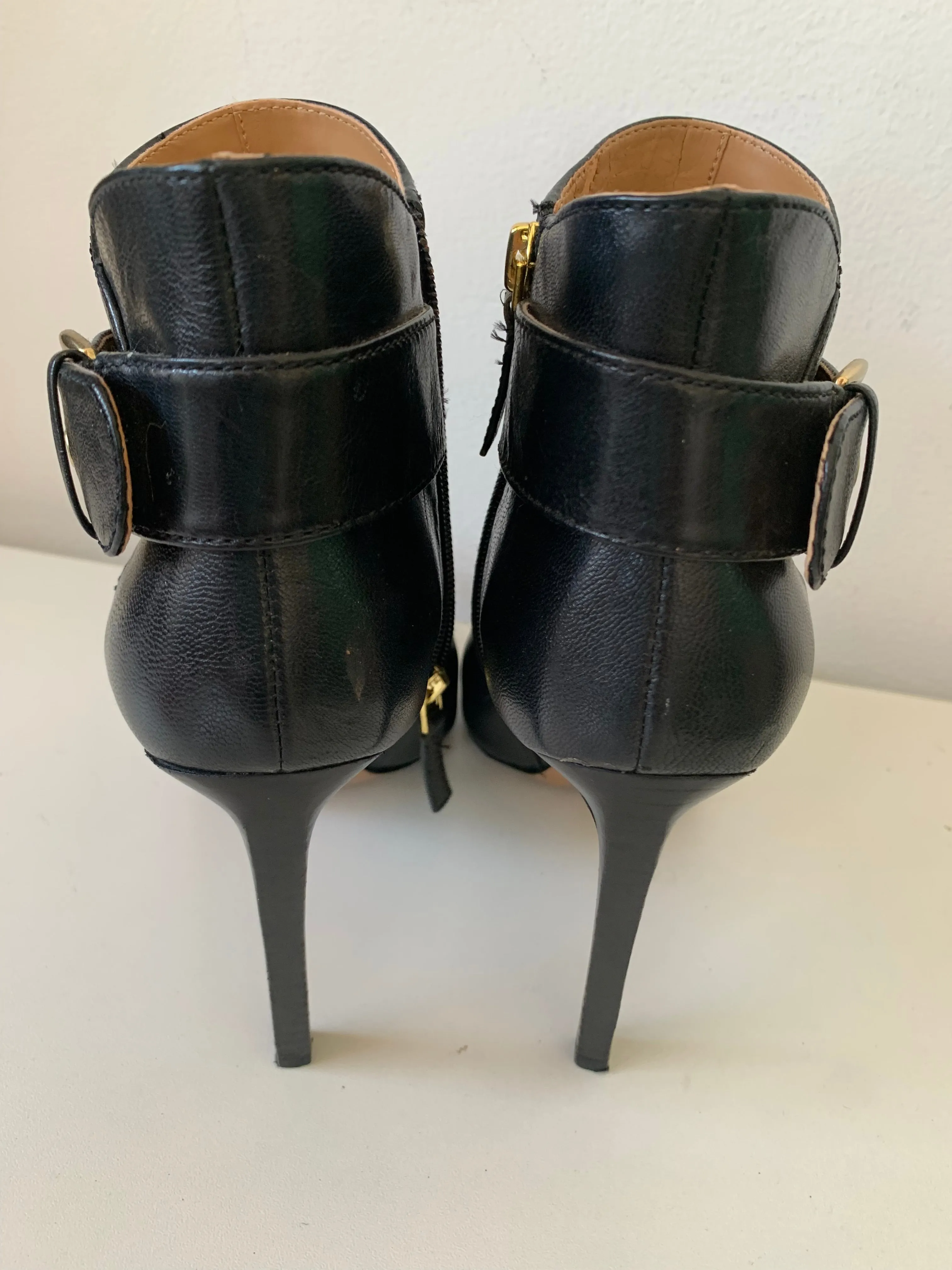 Adidas Leopard Print Tennis Shoes Nine West Tricia Cut Out Black Leather Heeled Boot Size 7.5