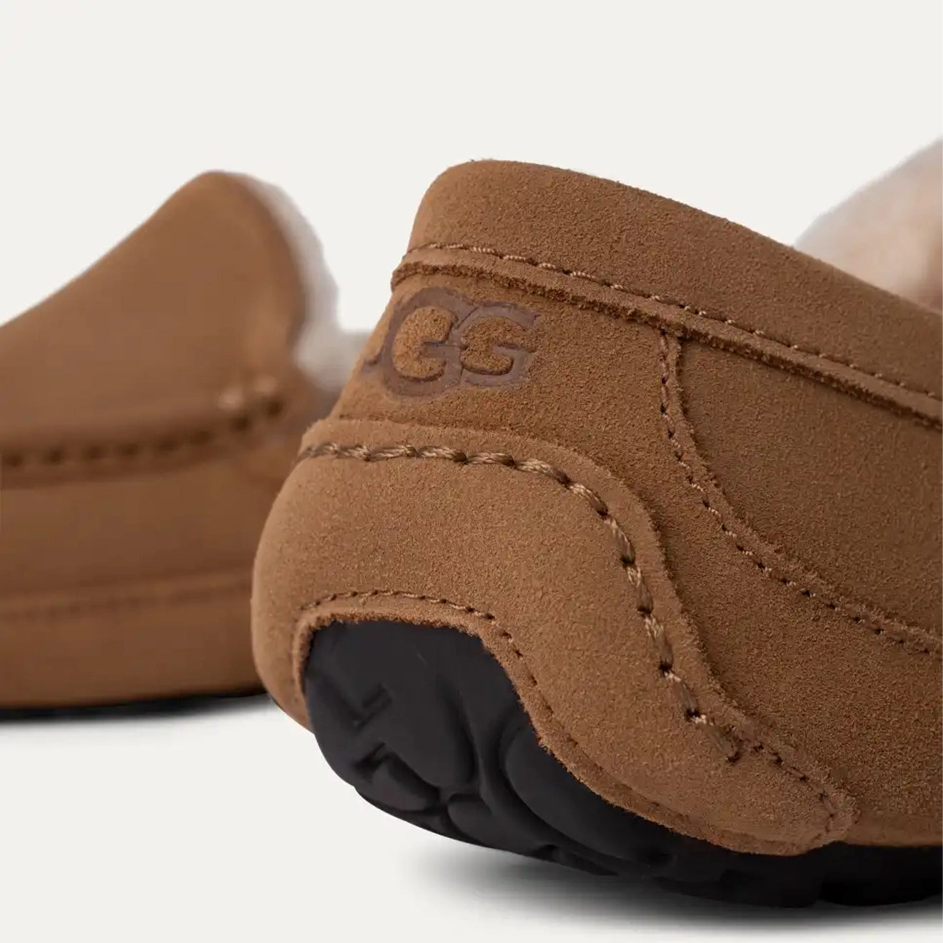 UGG Ascot Slipper Chestnut Adjustable Fit