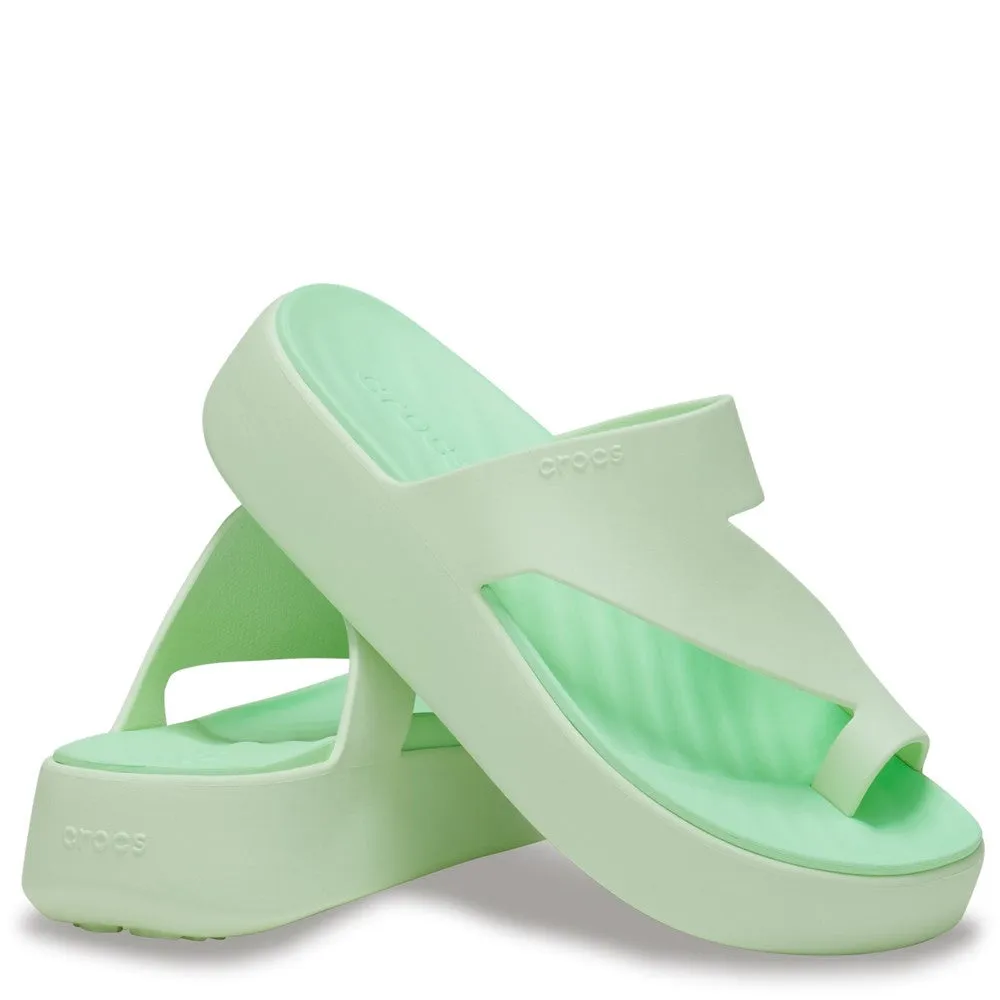 Urban Edge Crocs Getaway Platform Toe Loop