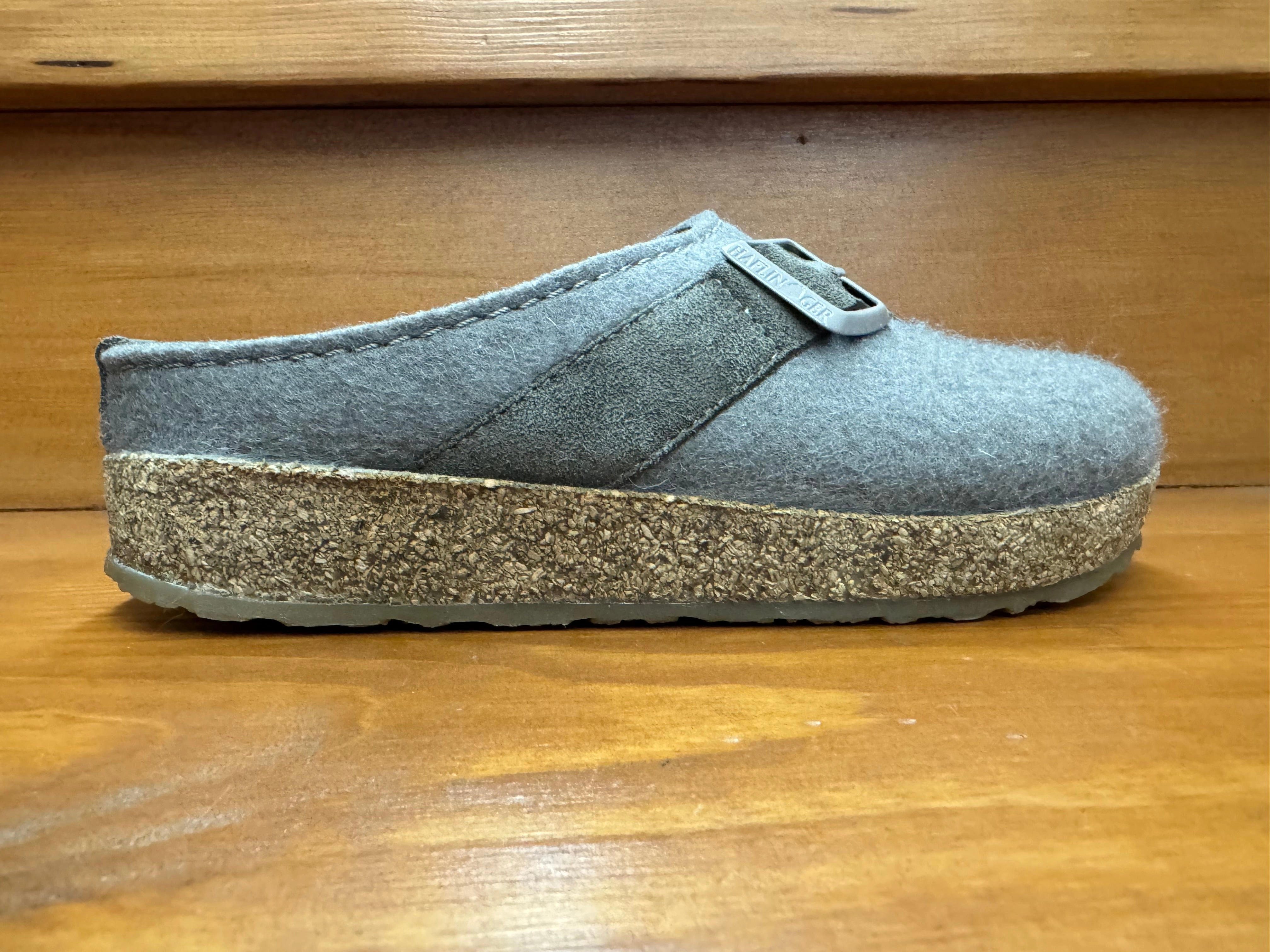 Simple Style Haflinger Lia Truffle 731094-121