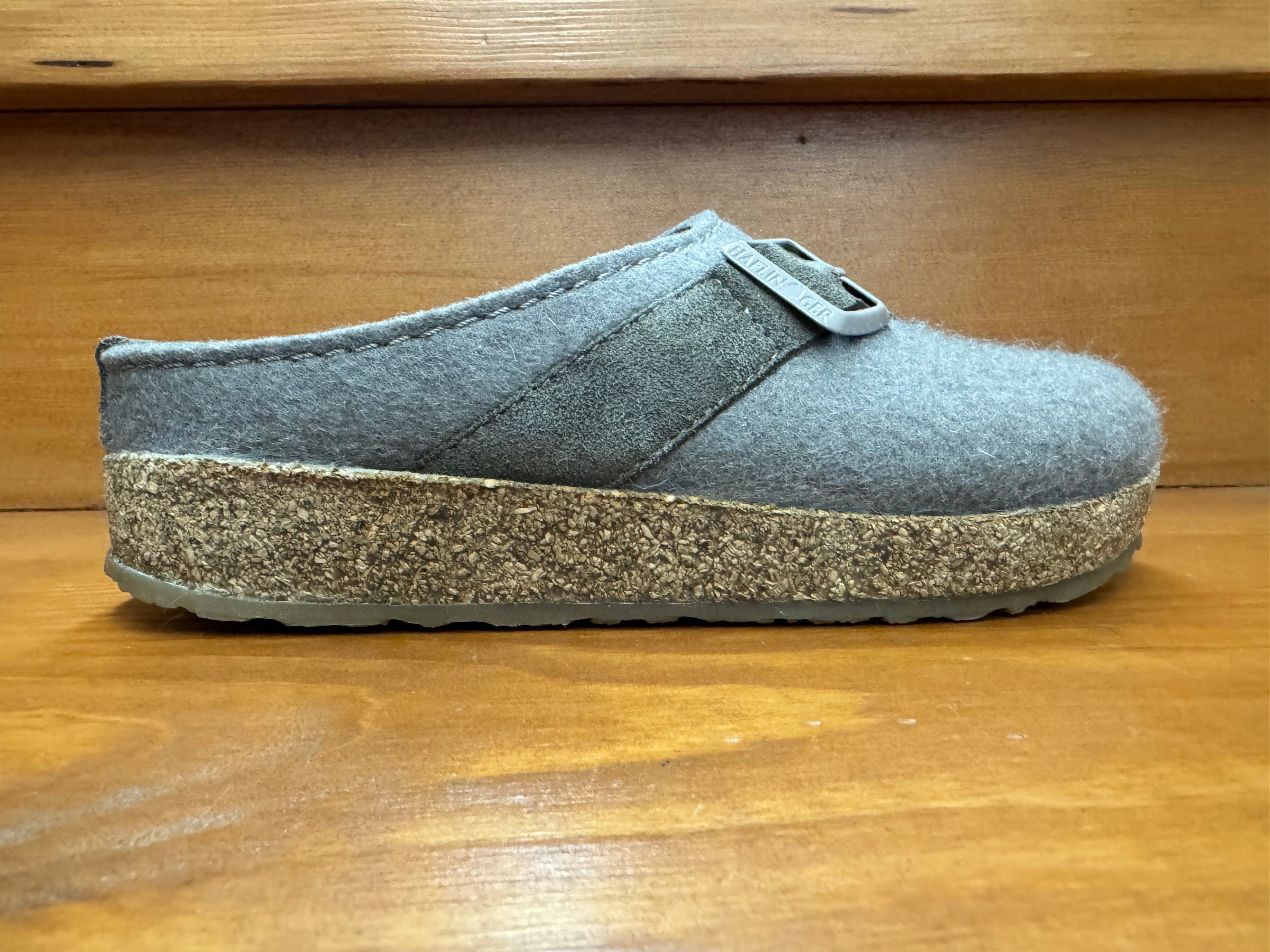 Haflinger Lia Truffle 731094-121 Floral Pop Cat Stroll