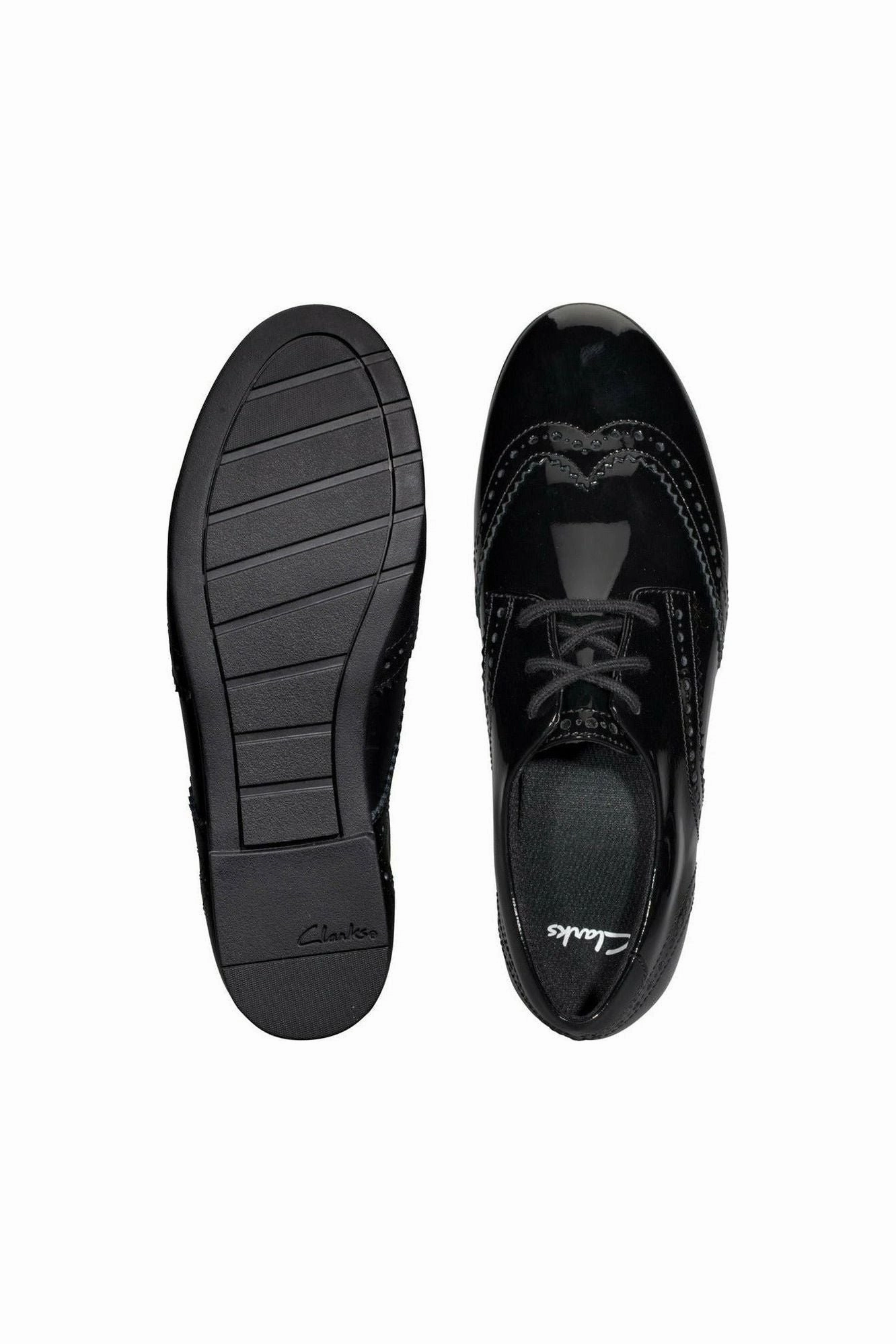 Clarks Scala Lace Youth Black Patent Travel Shoes Low Heel