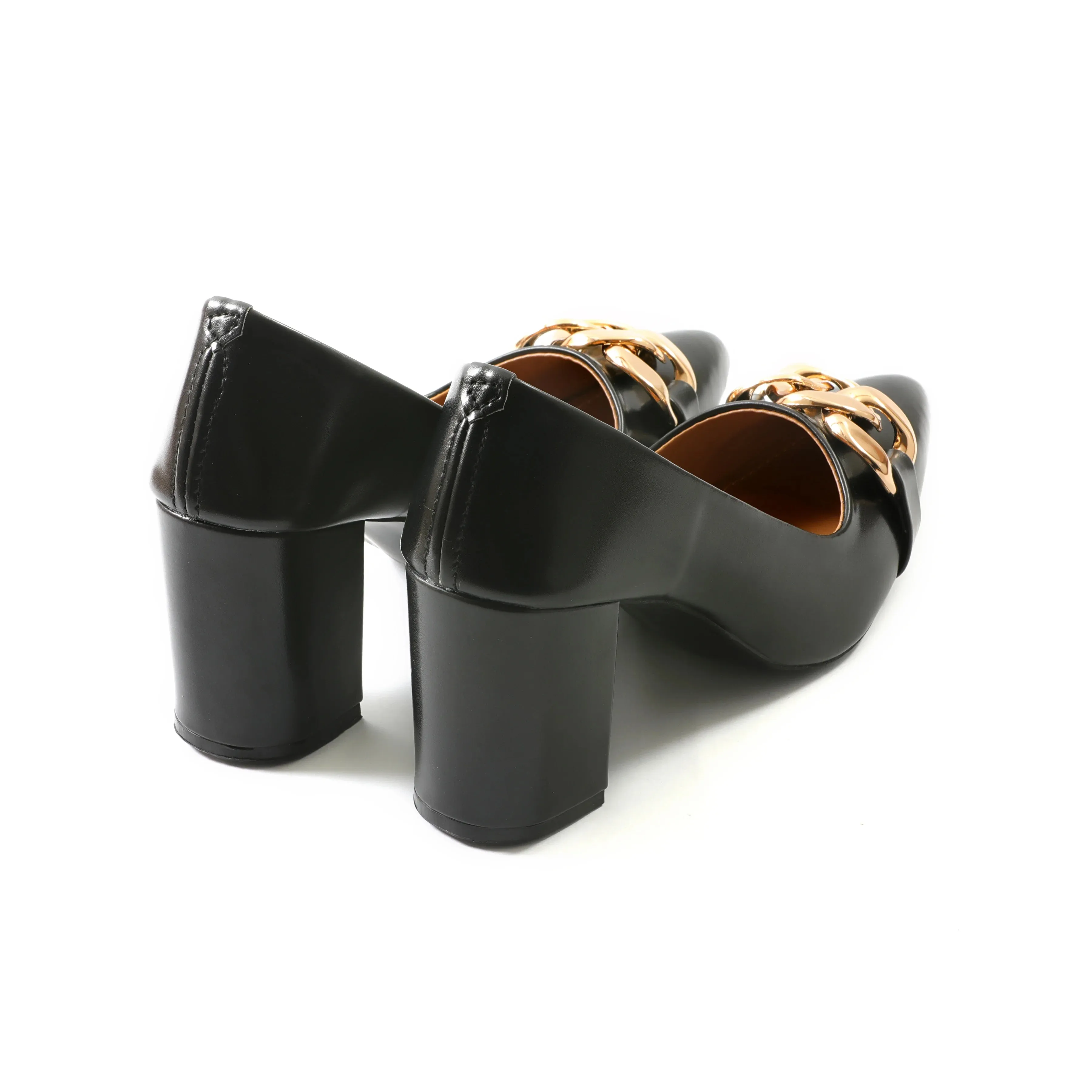 Shackle-II Black women court shoes Asics Gel Kahana 8 Running Shoes