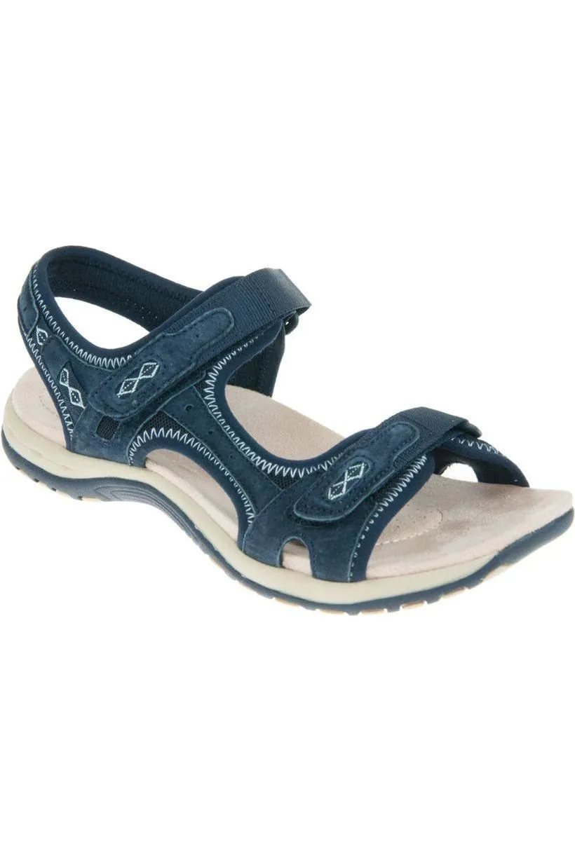 Free Spirit Frisco in Navy Elegant Leather Upper