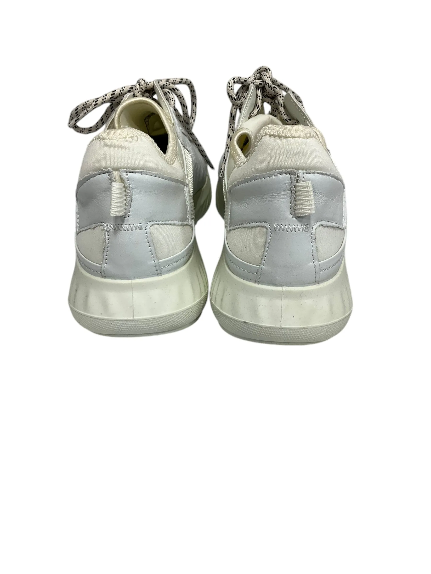 Adidas Neo Shoes Shoes Athletic By Ecco In Beige, Size: 9