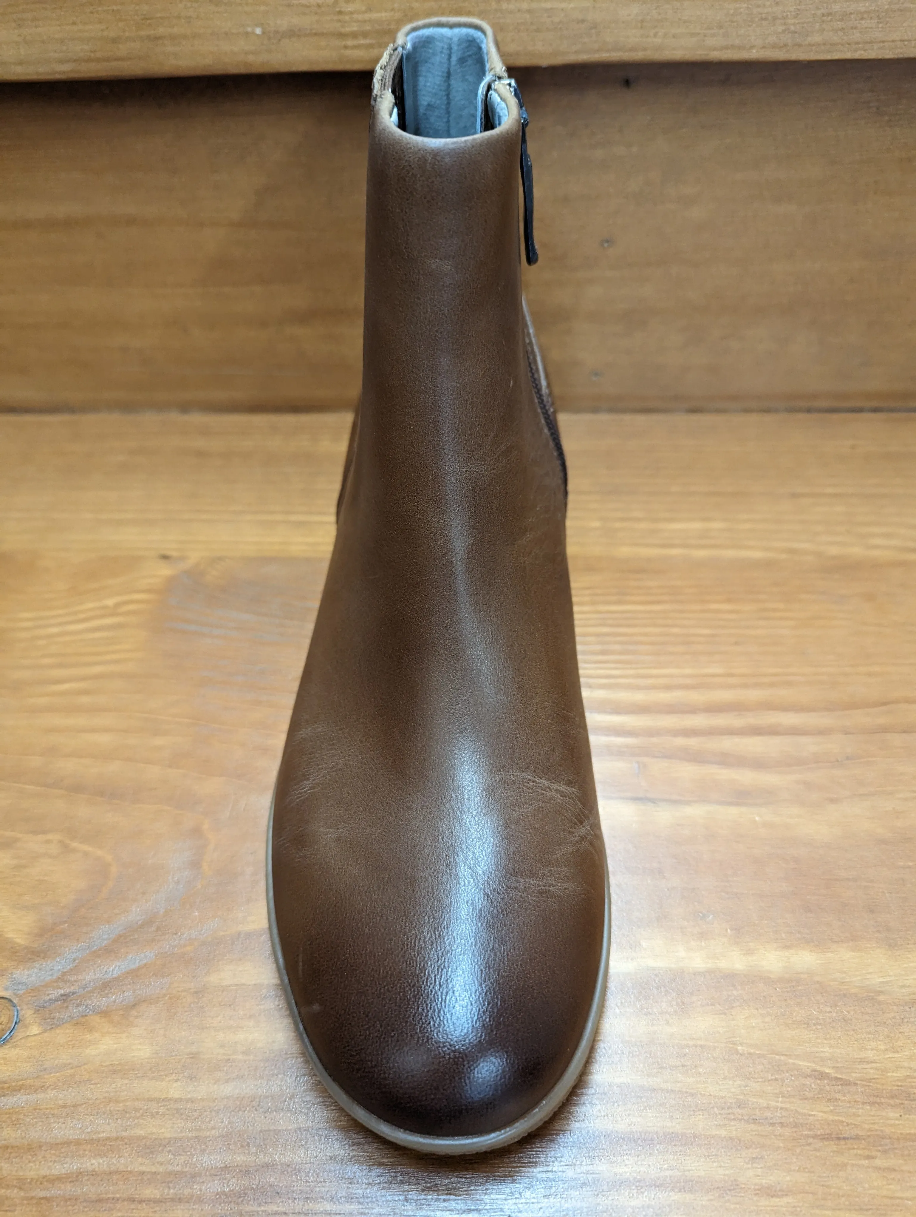 Dansko Daisie Tan Timeless Footwear Heel Design