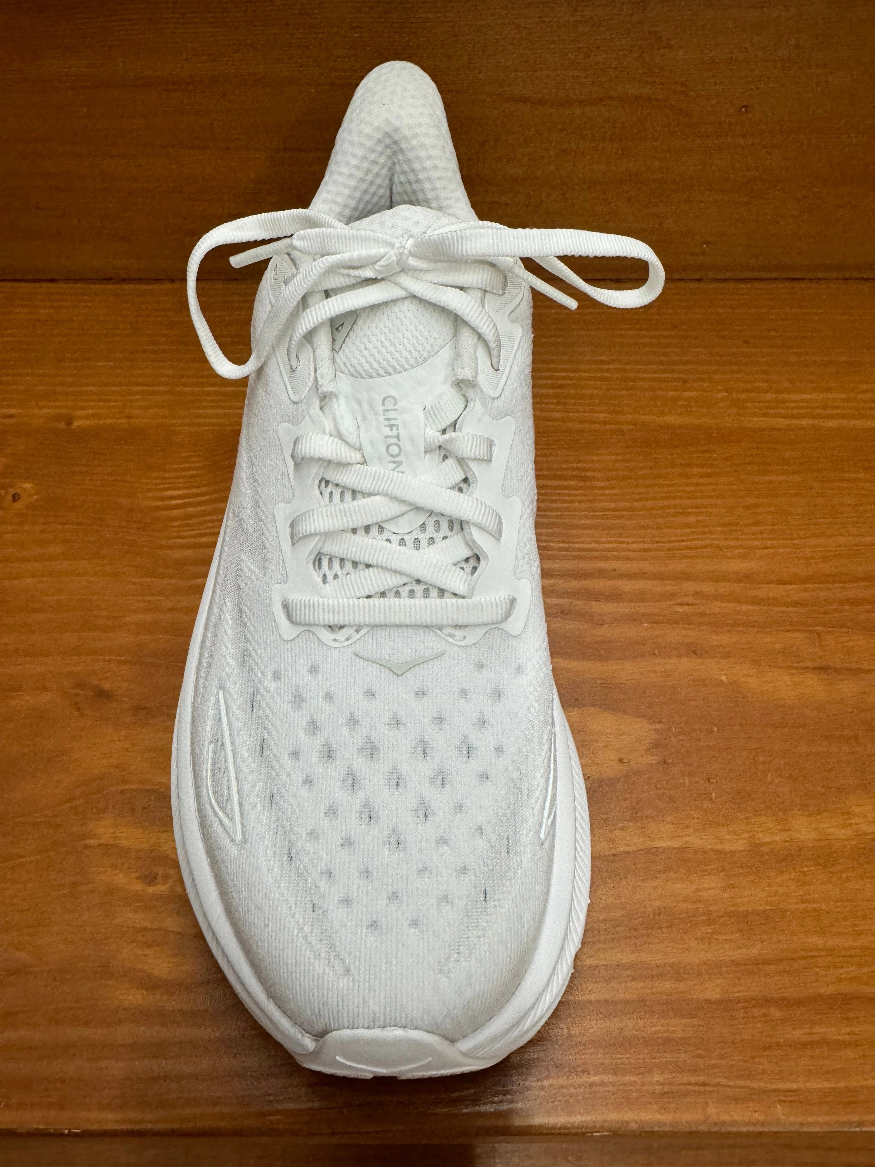 Half - size down park - runner Hoka Clifton 9 White/White 1127896 WWH