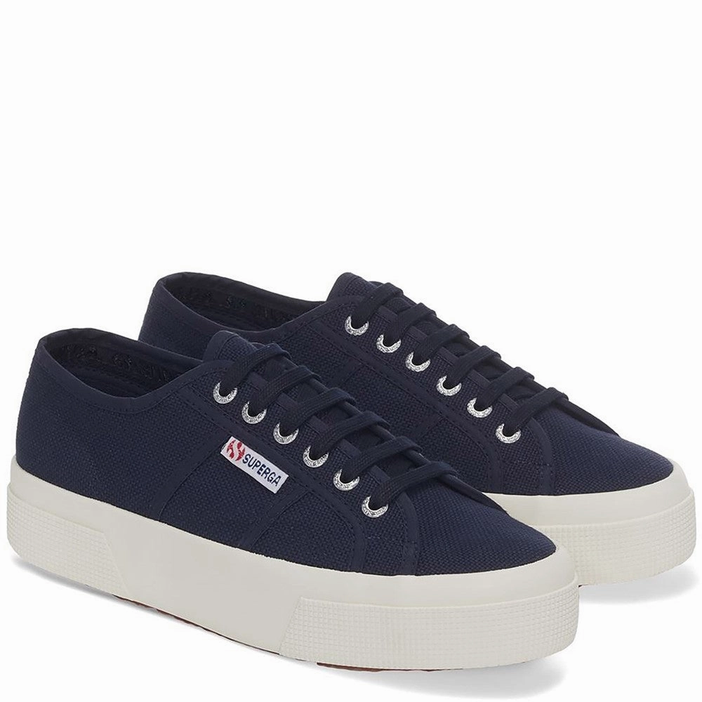 dusk run running wear fartlek running Superga 2740 Platform Trainers