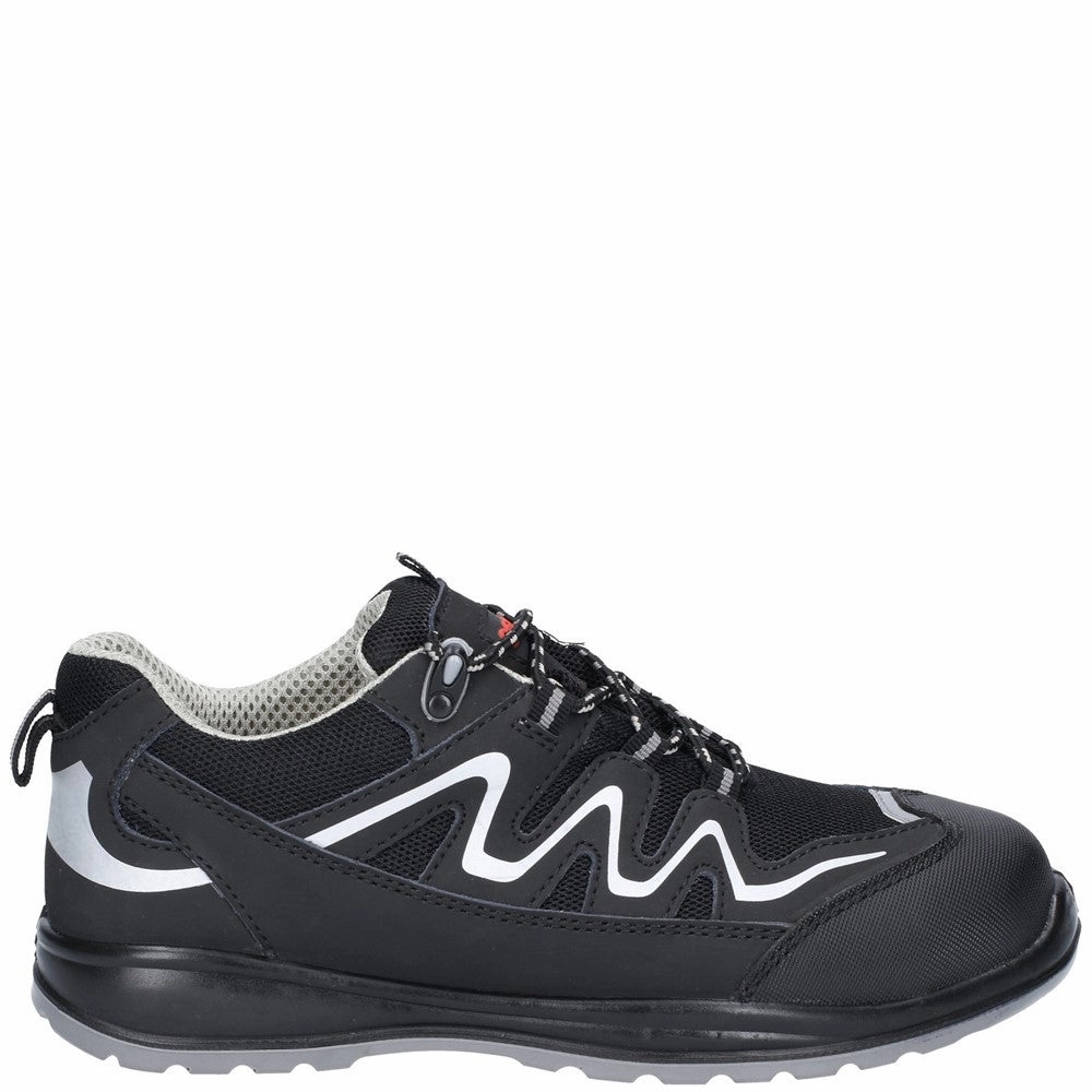 Centek FS313 Extra Light Water Resistant Safety Trainer running for social interaction