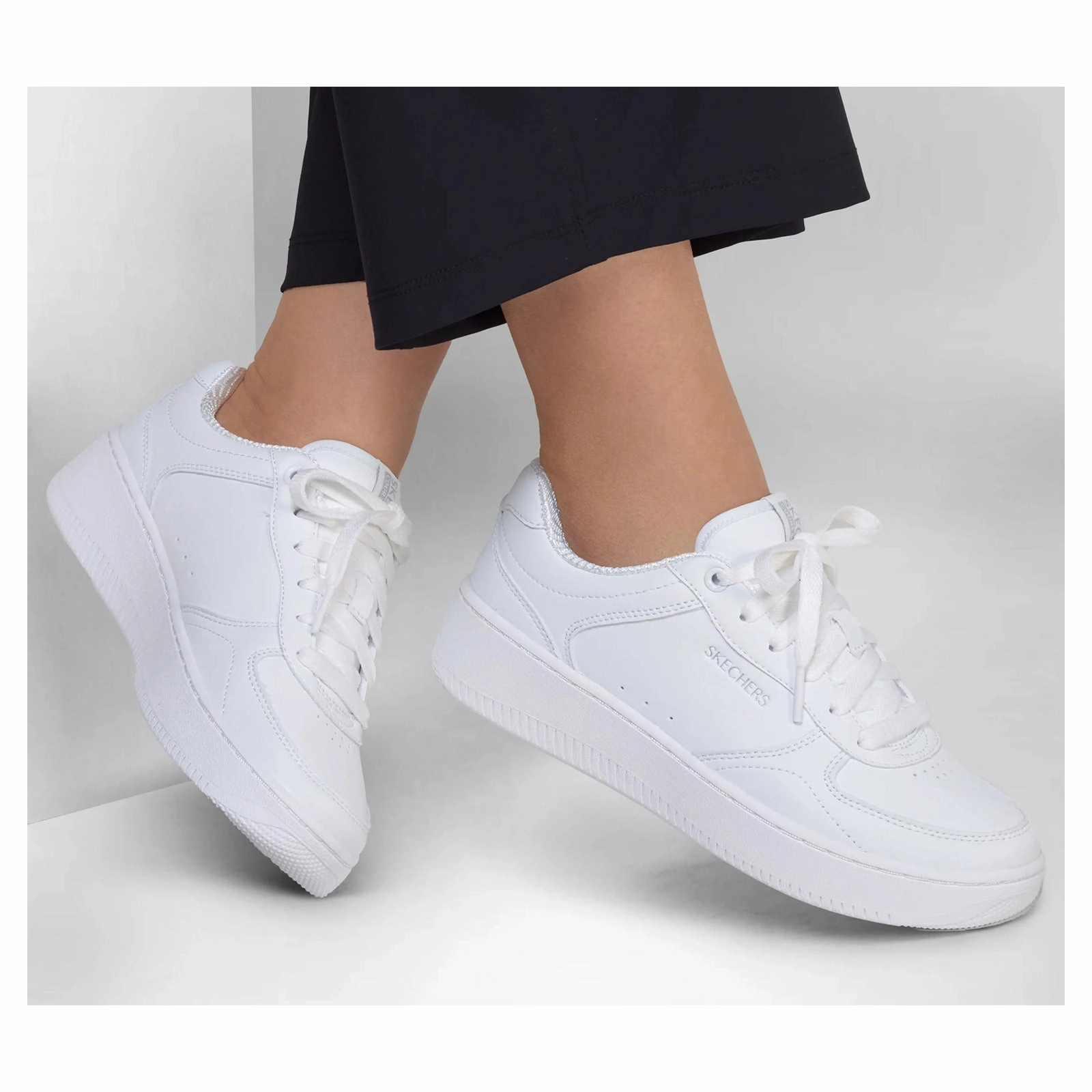 Shore Hike Anti   Odor Women's Skechers, Sport Court 2.0 - Core Essential Sneaker - Wide Width