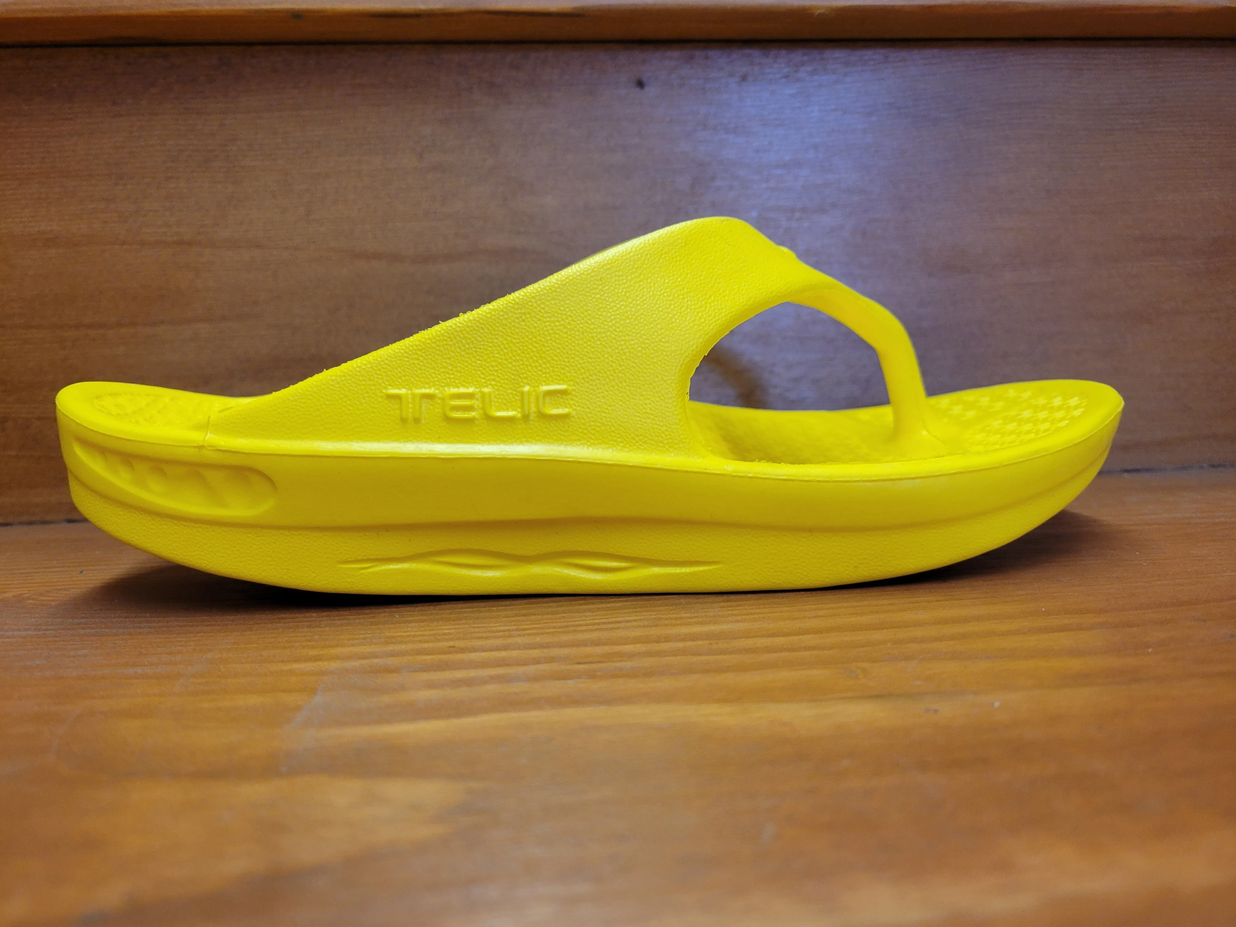Telic Flip Sunshine Yellow Rain Light Night Fun