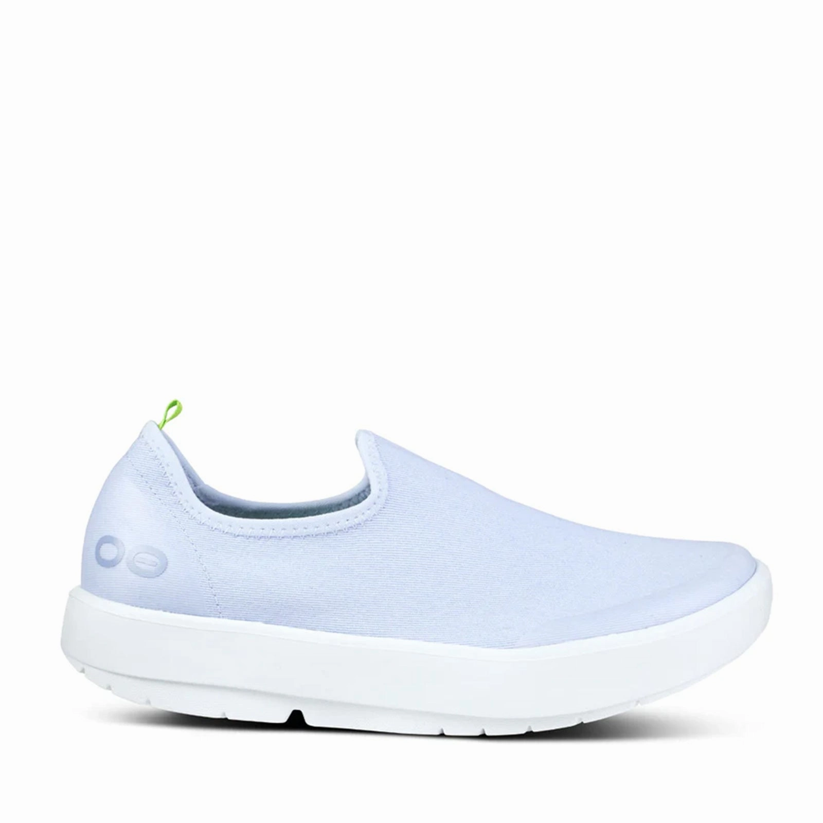 Women's Oofos, OOmg eeZee Sneaker running on flats cleated shoes