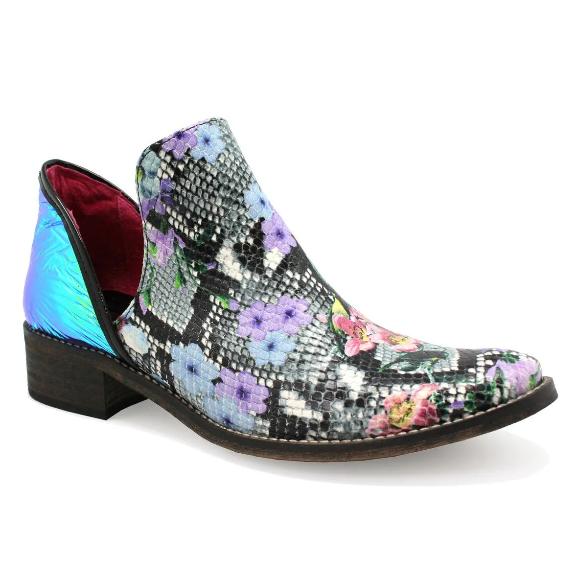 Classic Appeal Cool Seasons Chanii B Zippette - Python Foil