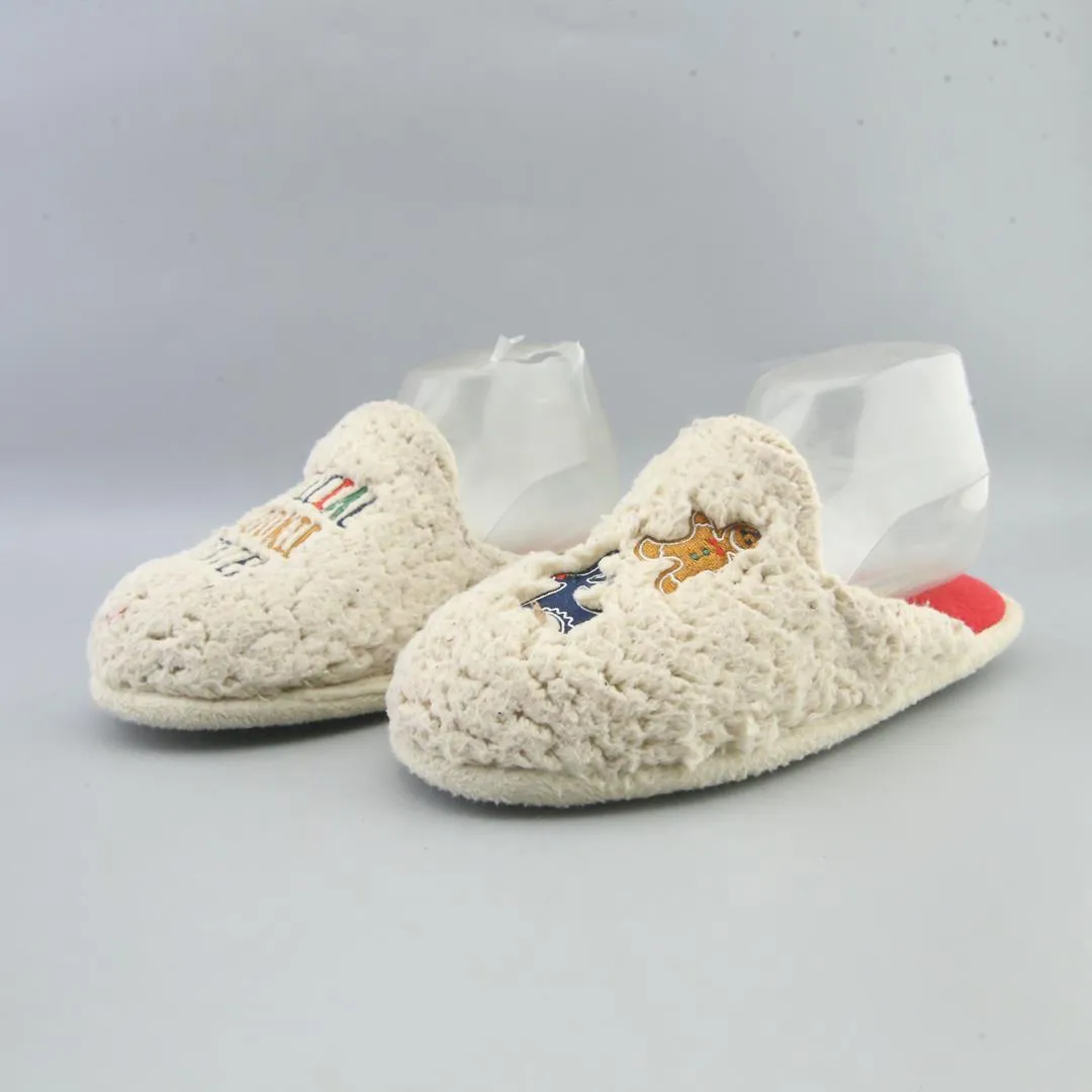Slippers Embroidered DEARFOAMS  .