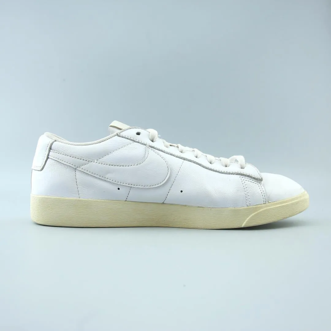 NIKE  BLAZER LOW LE Magic Sneakers Jersey City Nj
