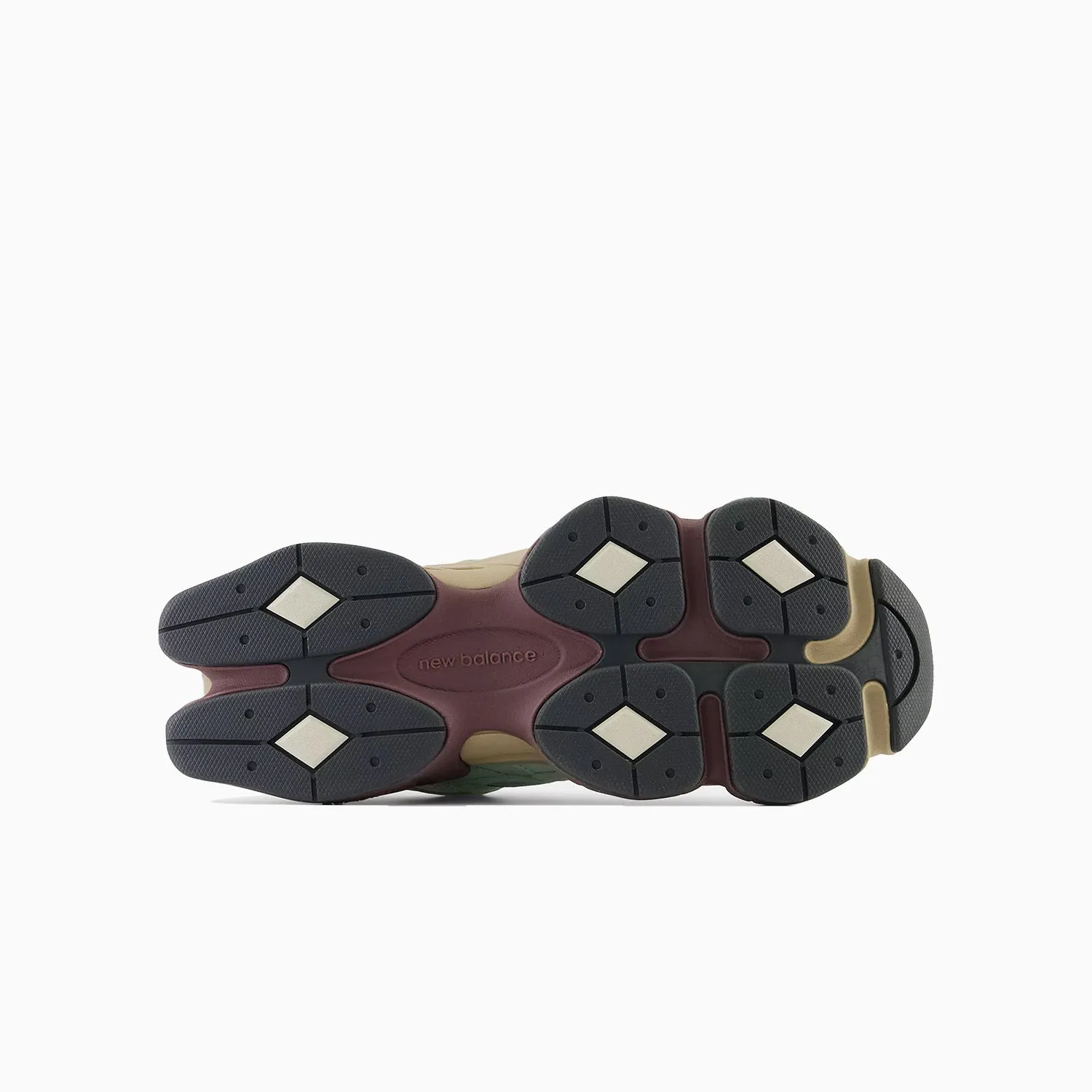 9060 "Clay Ash" New Balances Women White