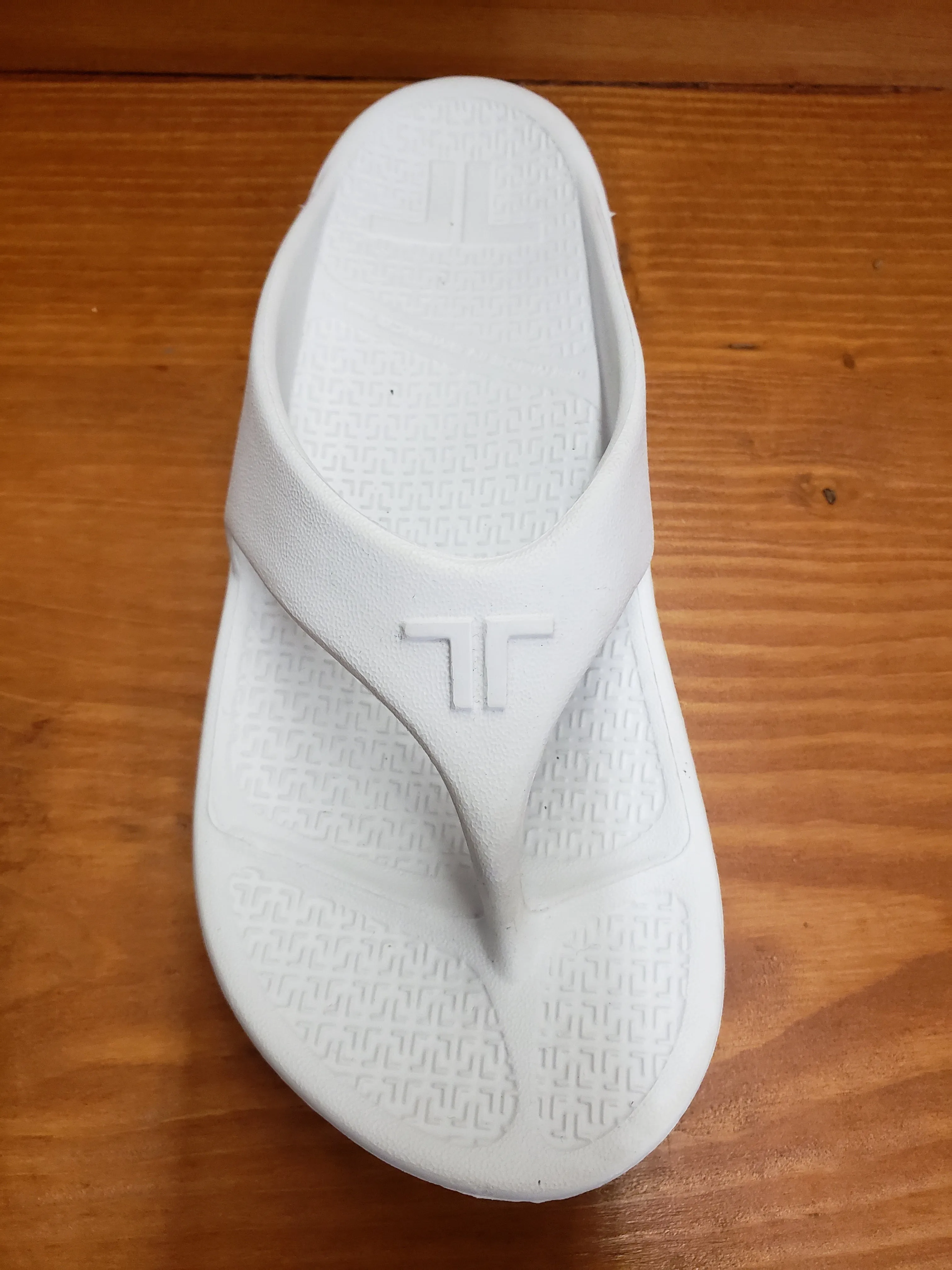 Comfy Step Easy Lock Telic Flip White