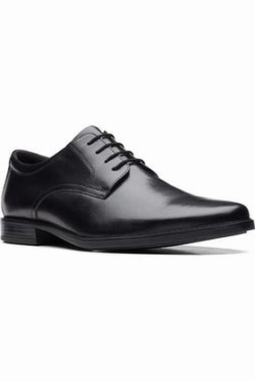 Clean Shape Clarks Howard Walk black leather extra wide fit