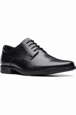 Relaxed Comfort Clarks Howard Walk black leather extra wide fit