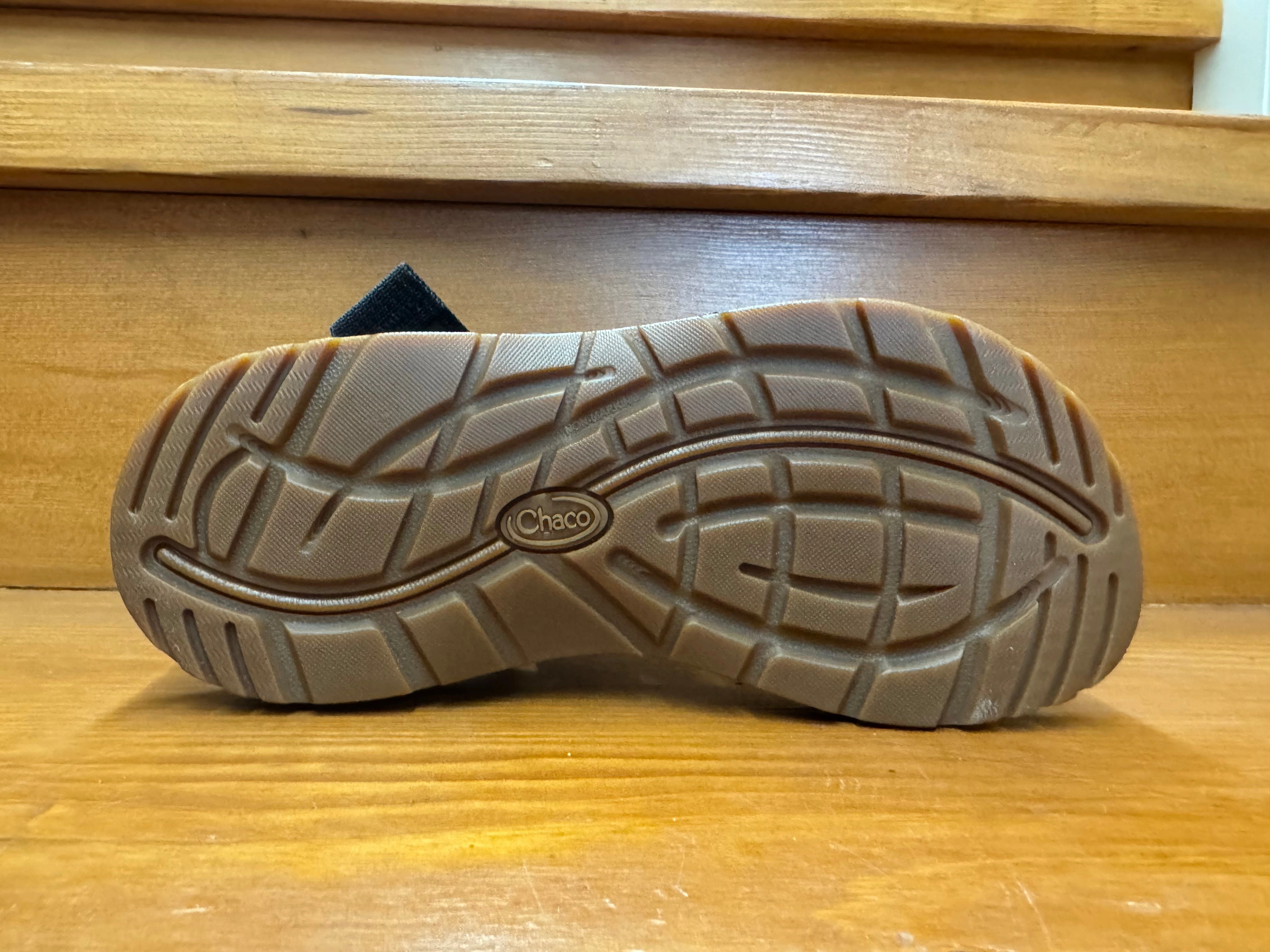 Chaco Mega Z Classic Pucker B&W JCH109988z Large Supination control