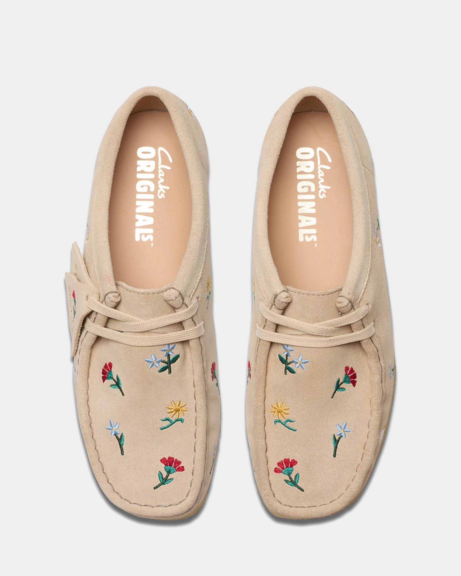 Flexible Footwork Wallabee. (w) Taupe Emboss