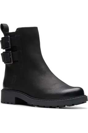 Clarks Orinoco2 Bay in Black Leather Smooth Style Seamless Stitching
