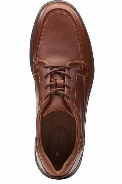 Clarks Un Abode Ease dark tan Extra Wide Shopping Mood Market Day