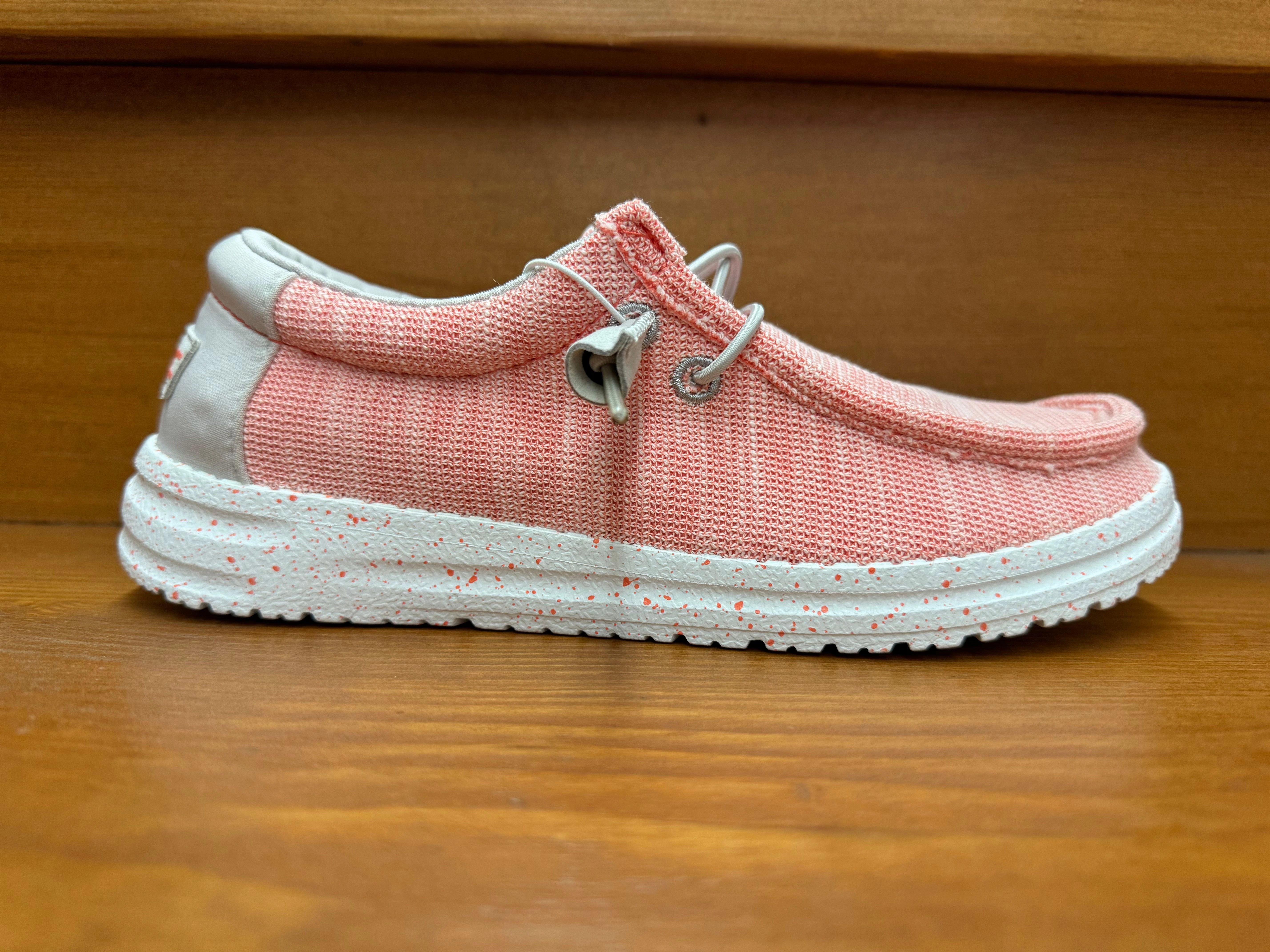 Optimal Comfort Slip On Design Telic Wave Coral Reef Women's