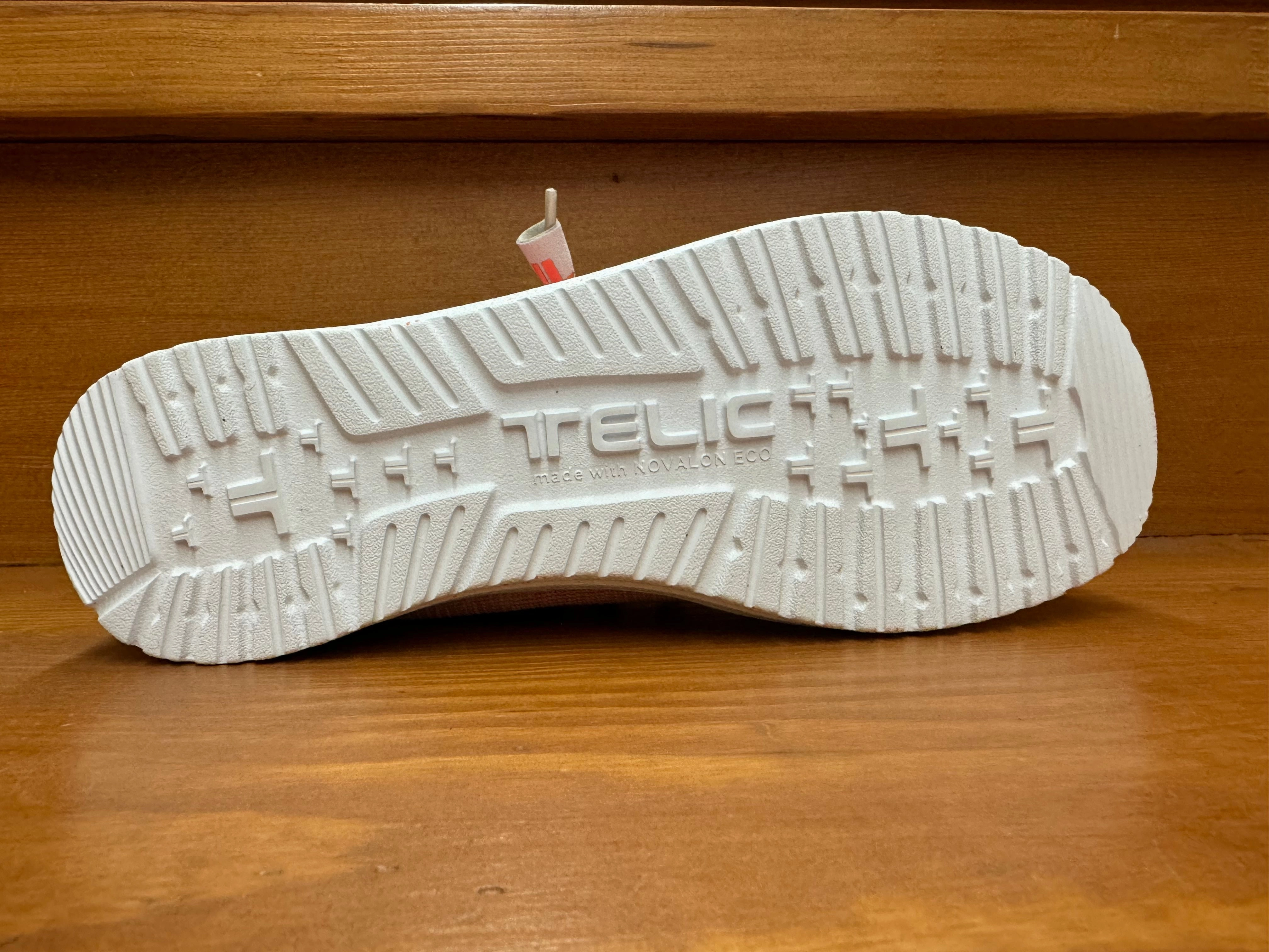 Telic Wave Coral Reef Women's professional athlete use