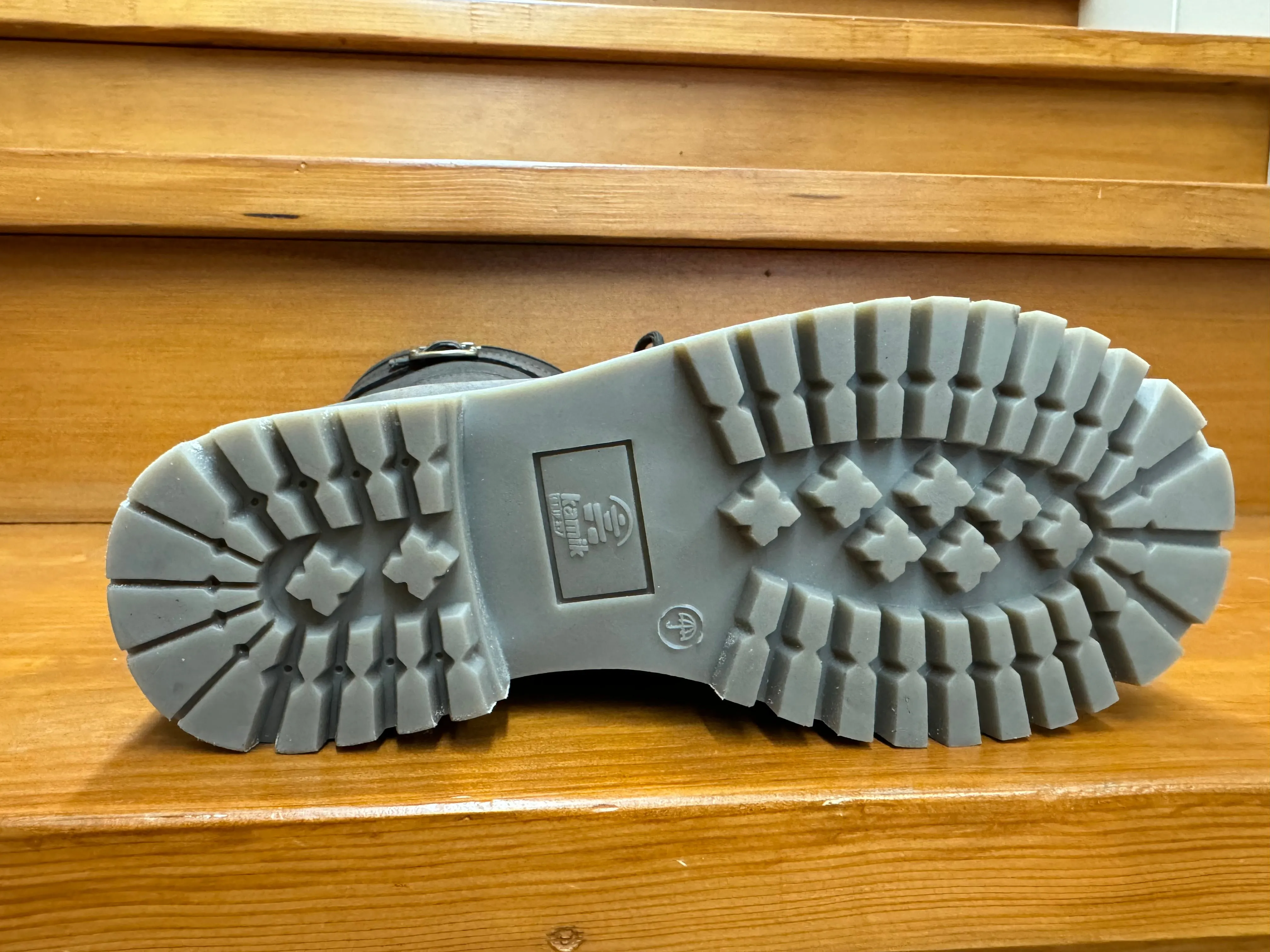 Stylish Versatility MoistureWicking Kamik Rogue 10 Dark Brown WK2042