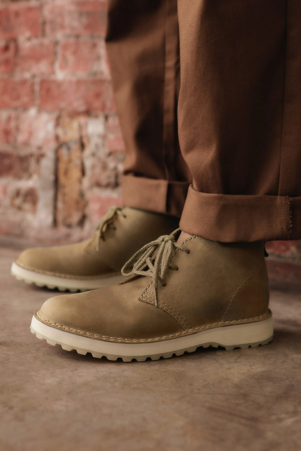 Solsbury Db Dark Sand Lea Sole Grip