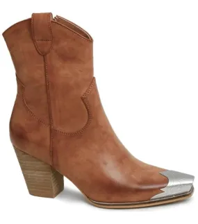 Hiking In Boots Steel Cowgirl Boots