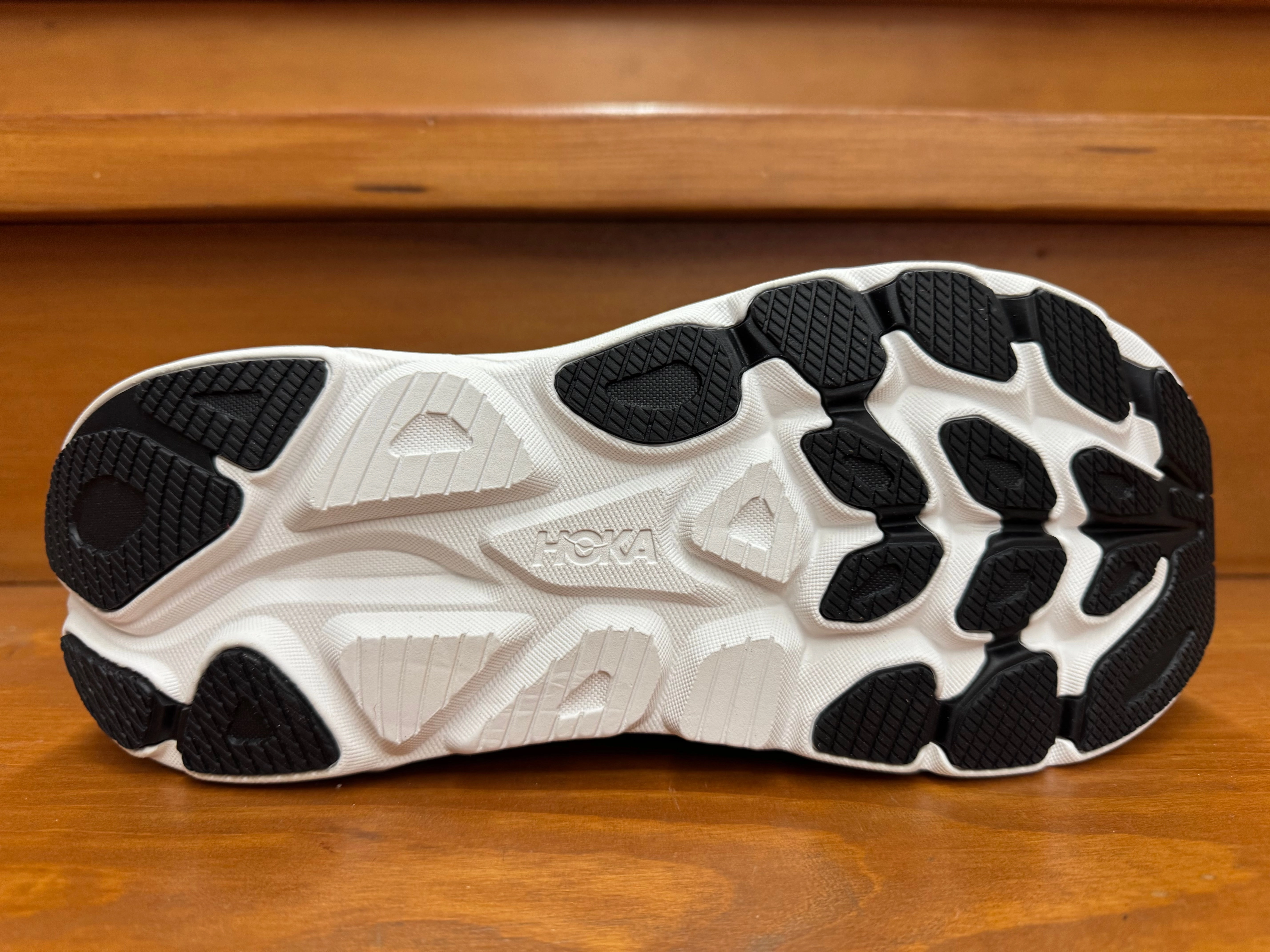 Autumn Style Hoka Clifton 10 Black/White 1162031-BWHT & 1162052-BWHT