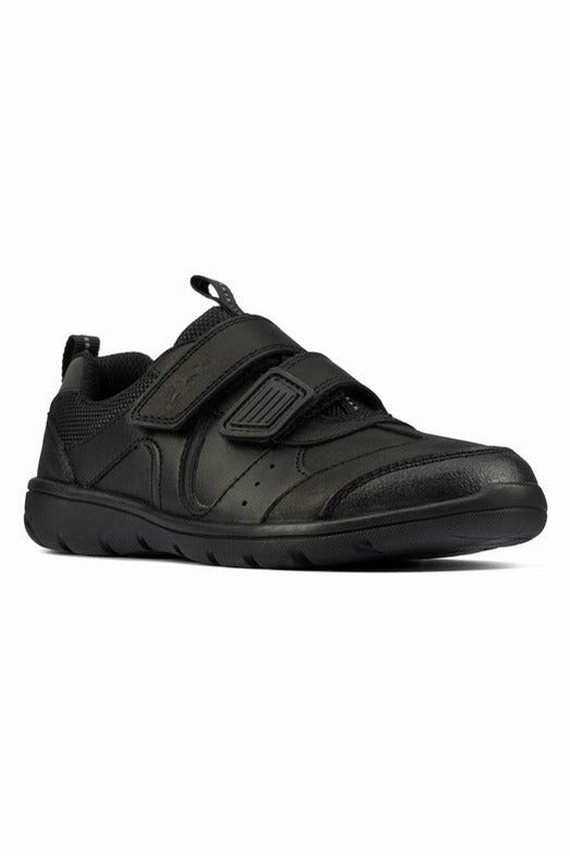 Clarks Scooter Run Kid black leather school shoe Sky View Ergonomic Design