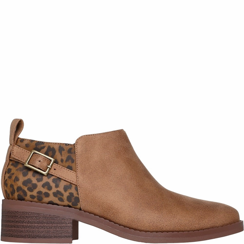 Family Pace Skechers BOBS Wander Luxe Boots