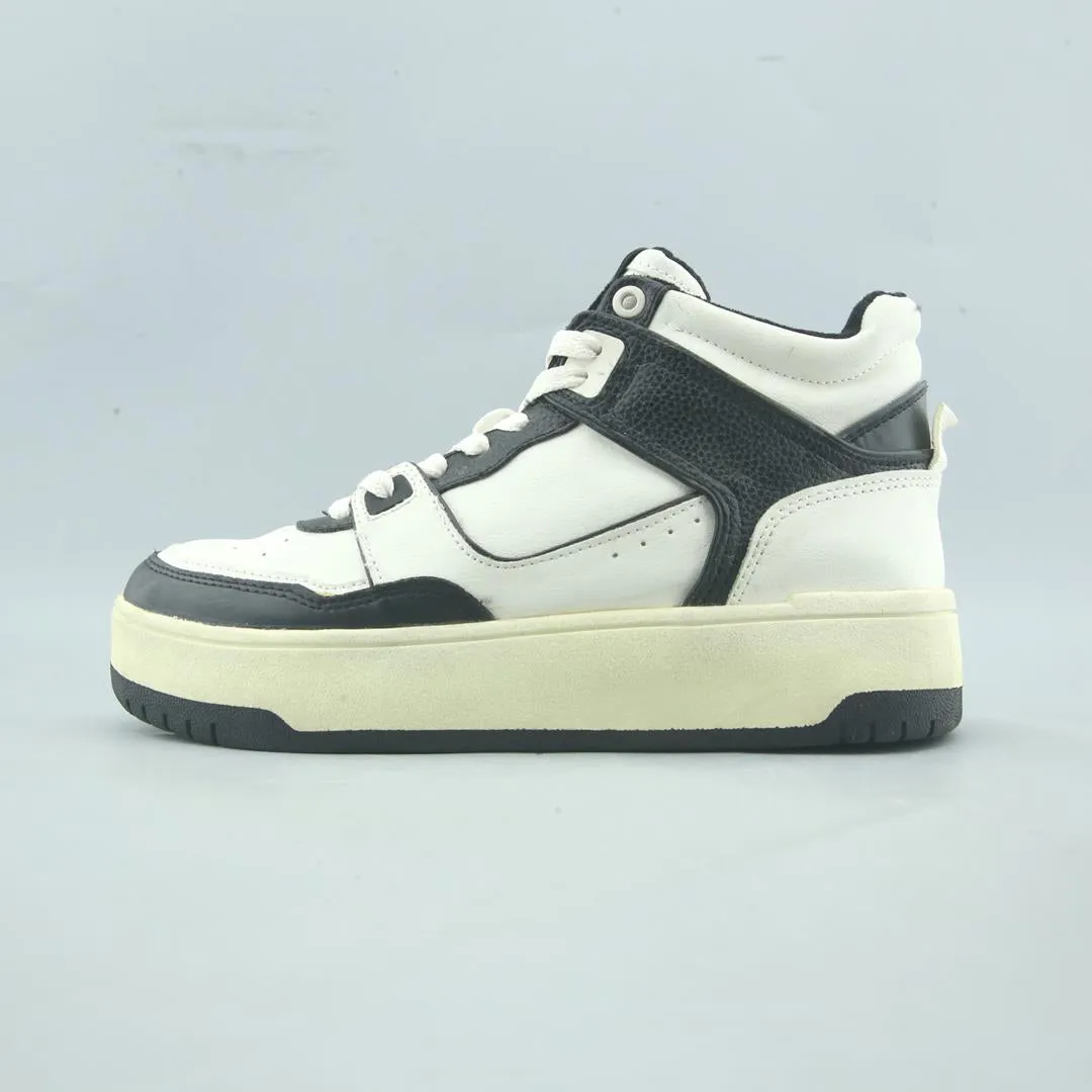 STRADIVARIUS . Apl Sneakers
