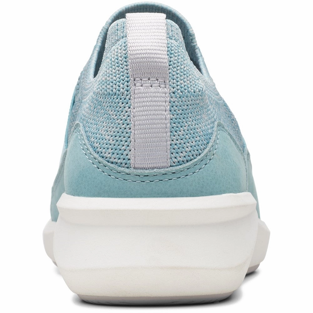 Agile Comfort Clarks Un Rio Knit  Shoes