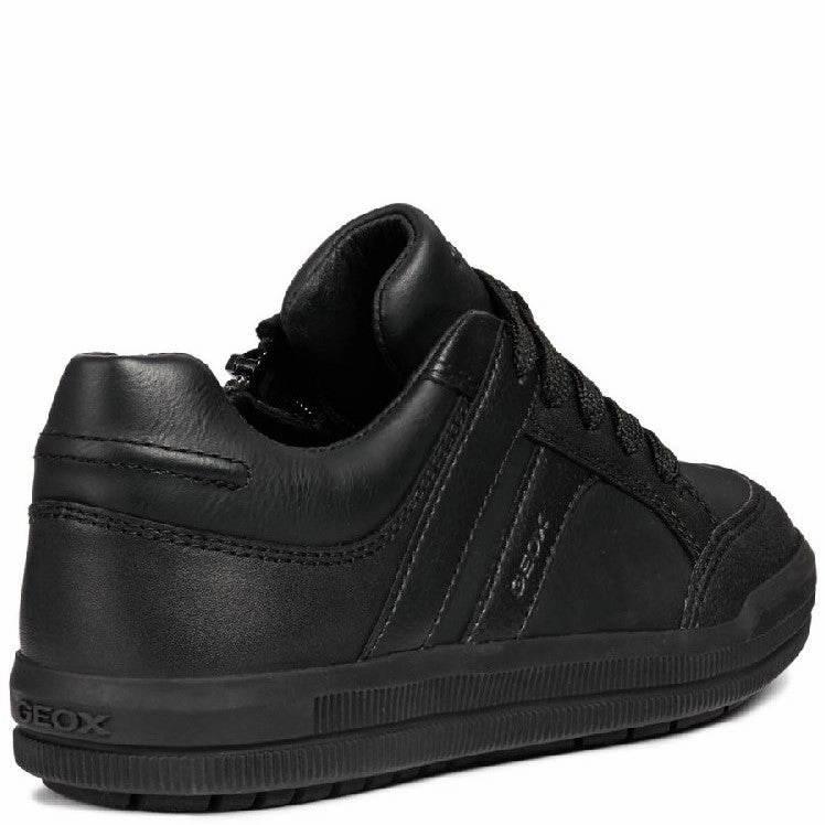 Soft Padding Outdoor Ready Geox J Arzach B. D Junior Trainers