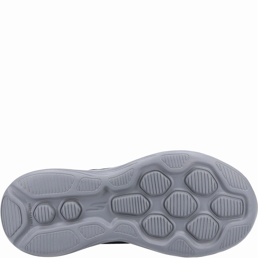 Family Meet Skechers Go Run 400 V2 Trainer