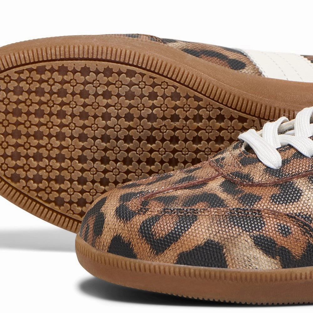 lightweight upper shoes ONLY Amber Trainers