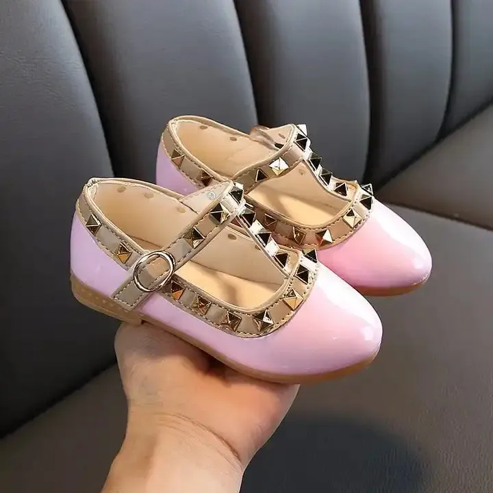 Wholesale Girls Princess Shoes-   Asics Gel Quantum 180 4 Running Shoes