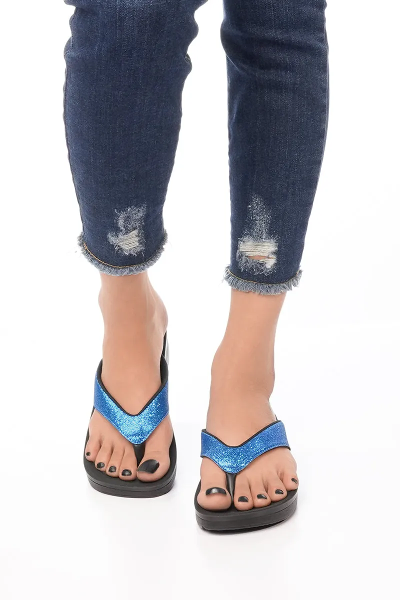 Sandals Select Rewards Member Aerothotic - Crystal Mist Women's Comfortable Flip-Flops Sandal